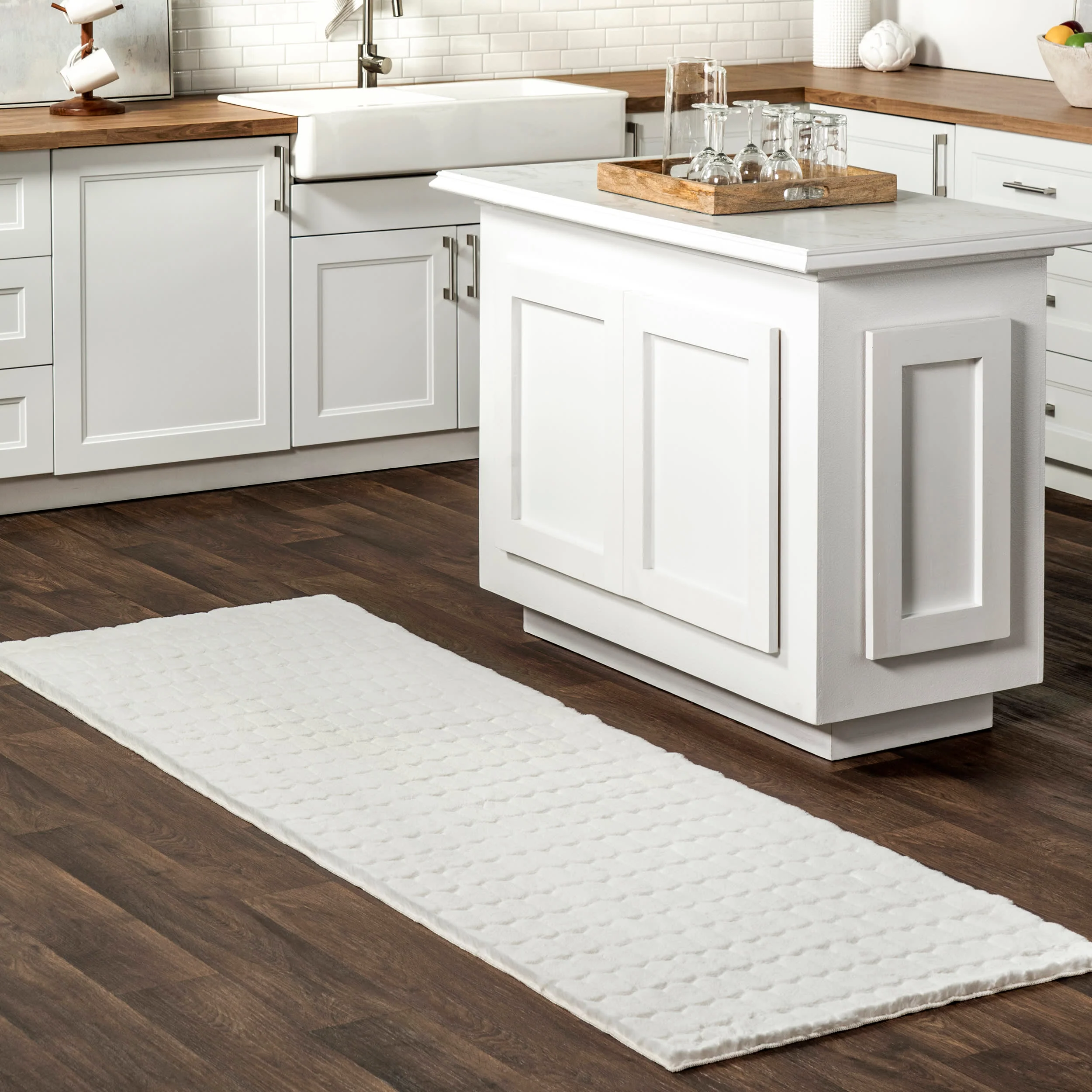 Milazia Honeycomb Plush Cloud Washable Rug | White - Image 2