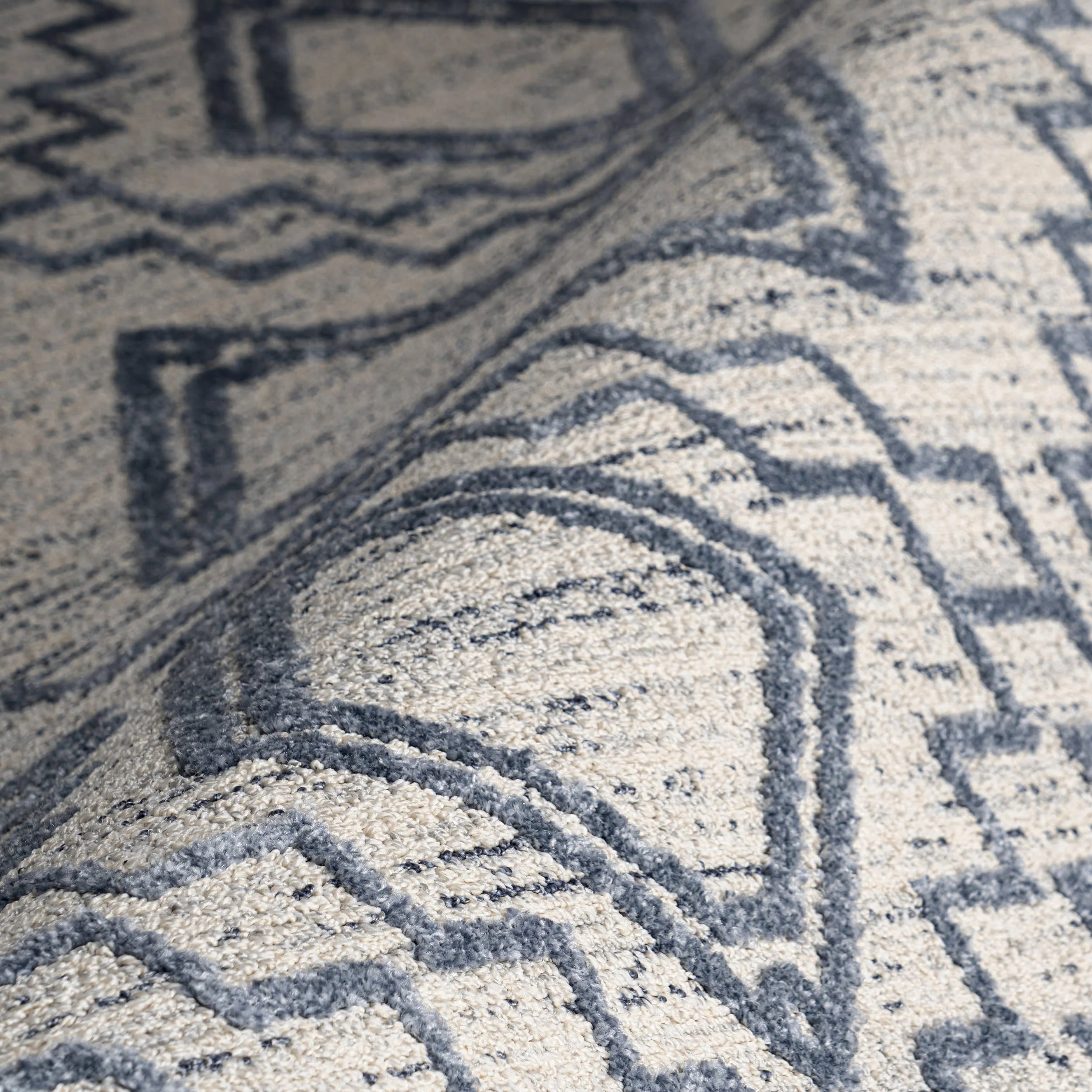 Miranda Moroccan Diamond Rug | Blue - Image 3
