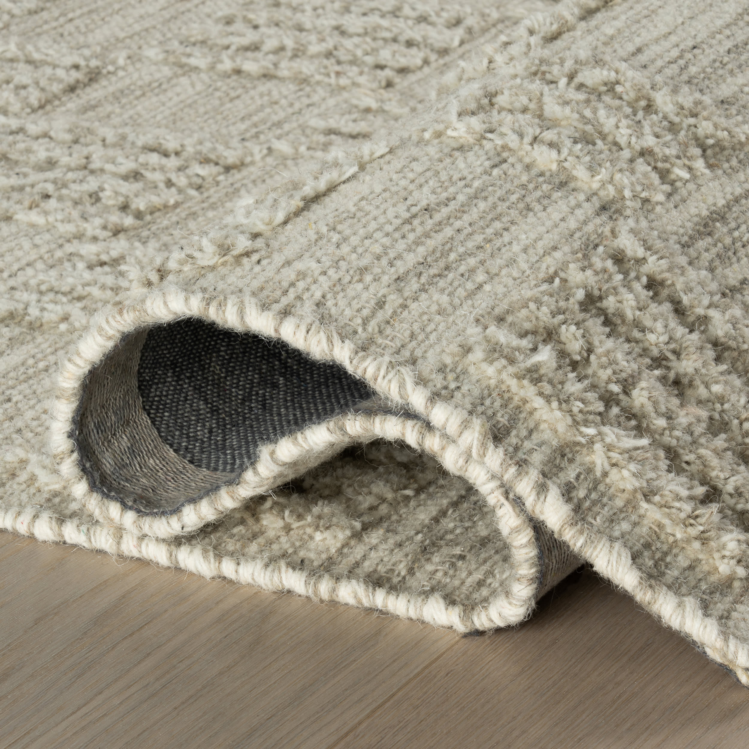 Mochaela Modern Checkered Rug | Beige - Image 10