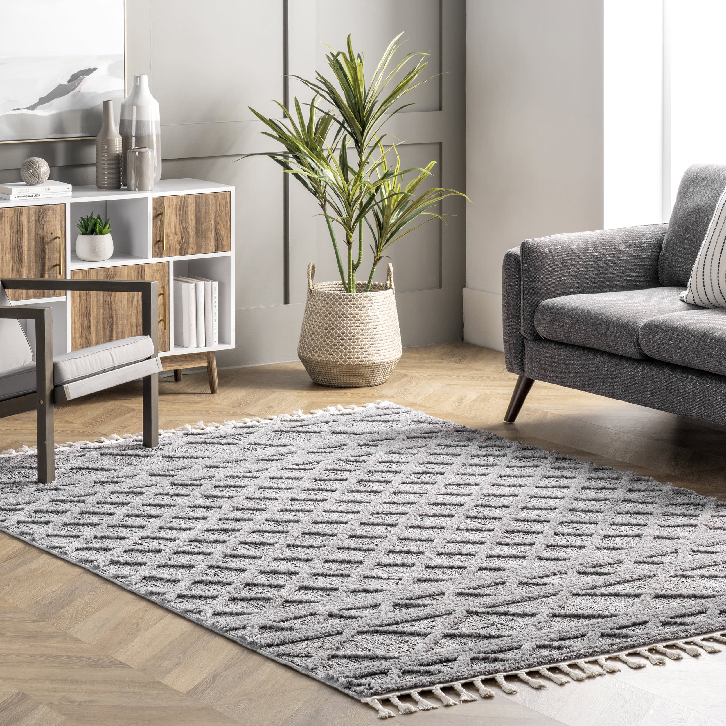 Modern Raised Lattice Tasseled Rug | Grey - Image 2