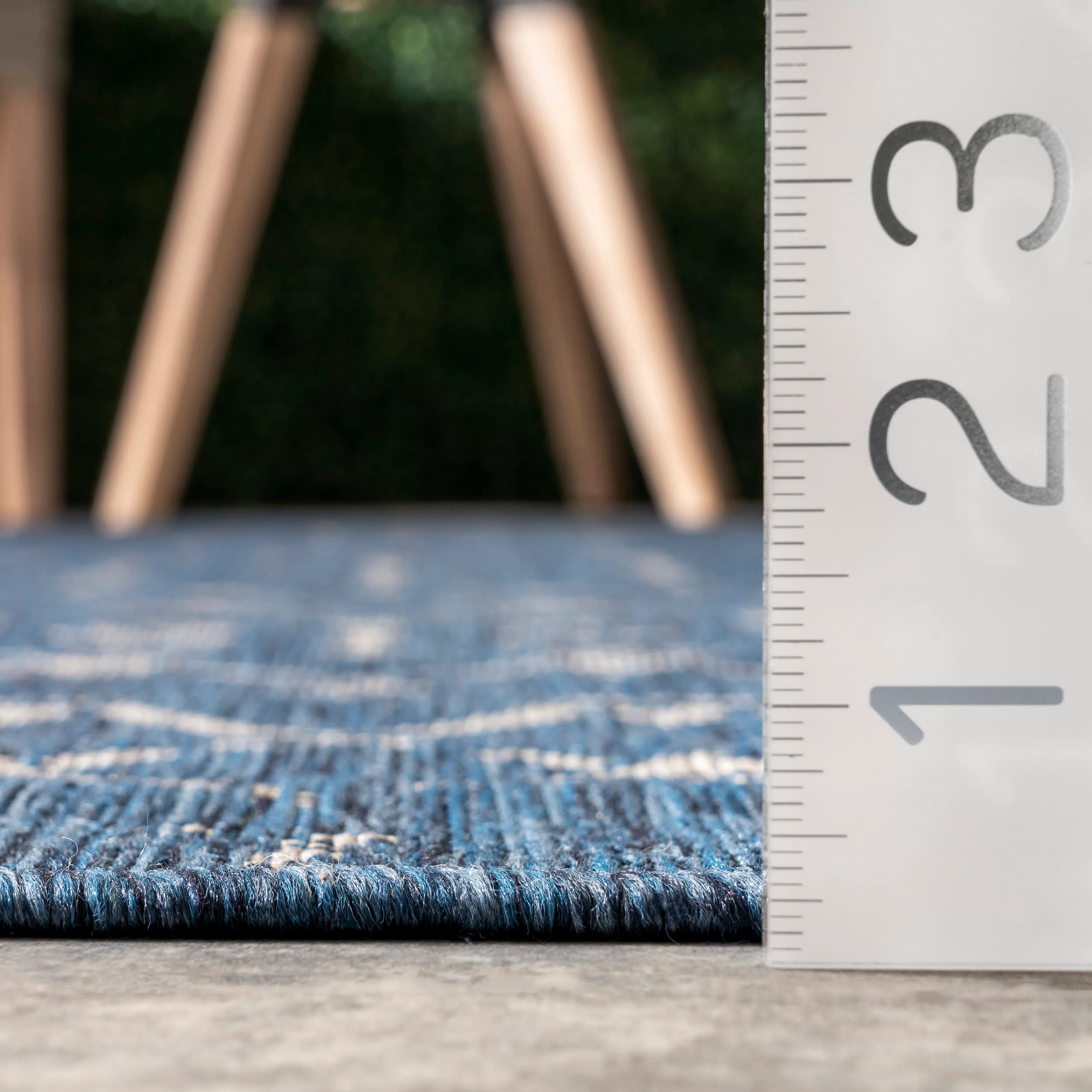 Modern Trellis Indoor/Outdoor Rug | Blue - Image 5