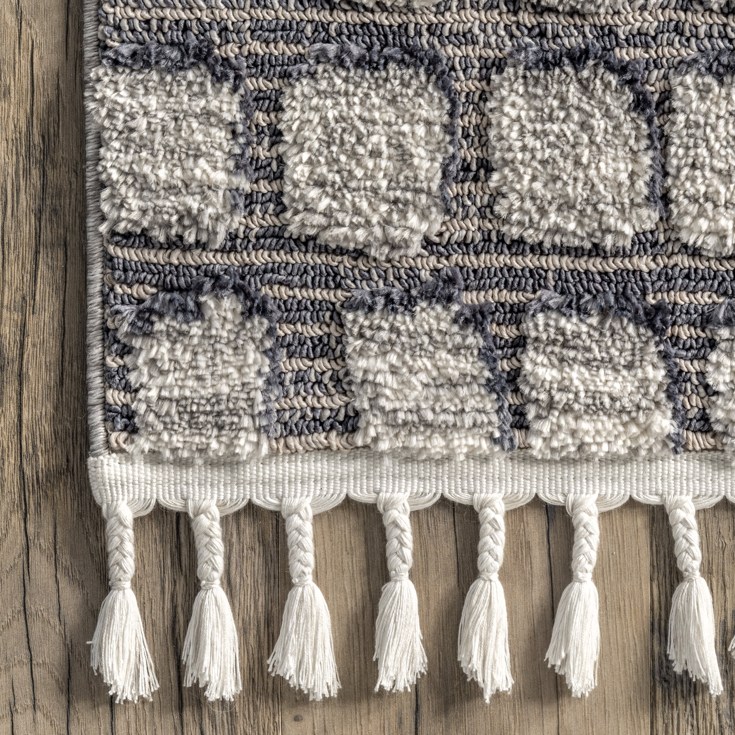 Monica Mosaic Tasseled Rug | Grey - Image 3