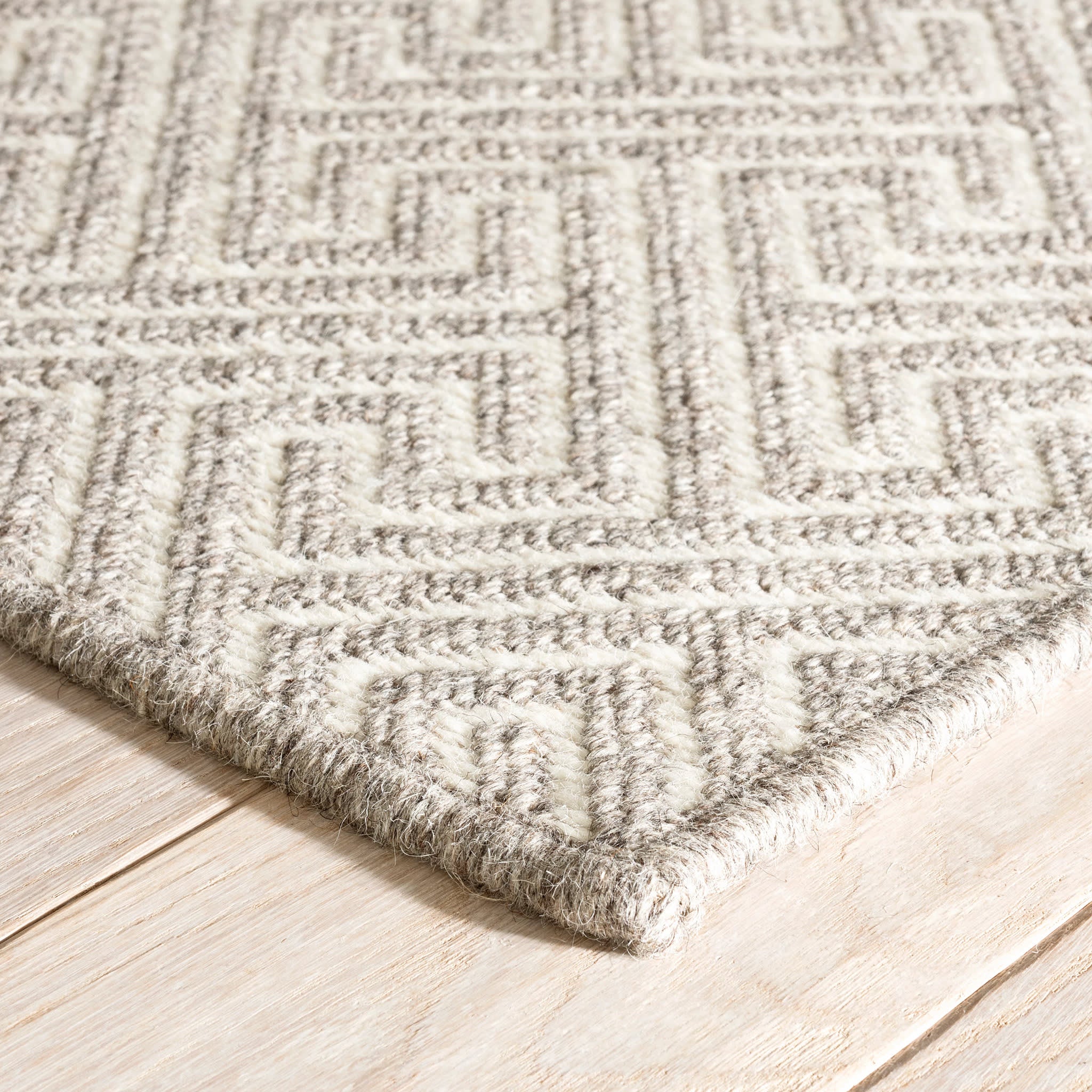 Montage Woven Wool Custom Rug | Charcoal - Image 5