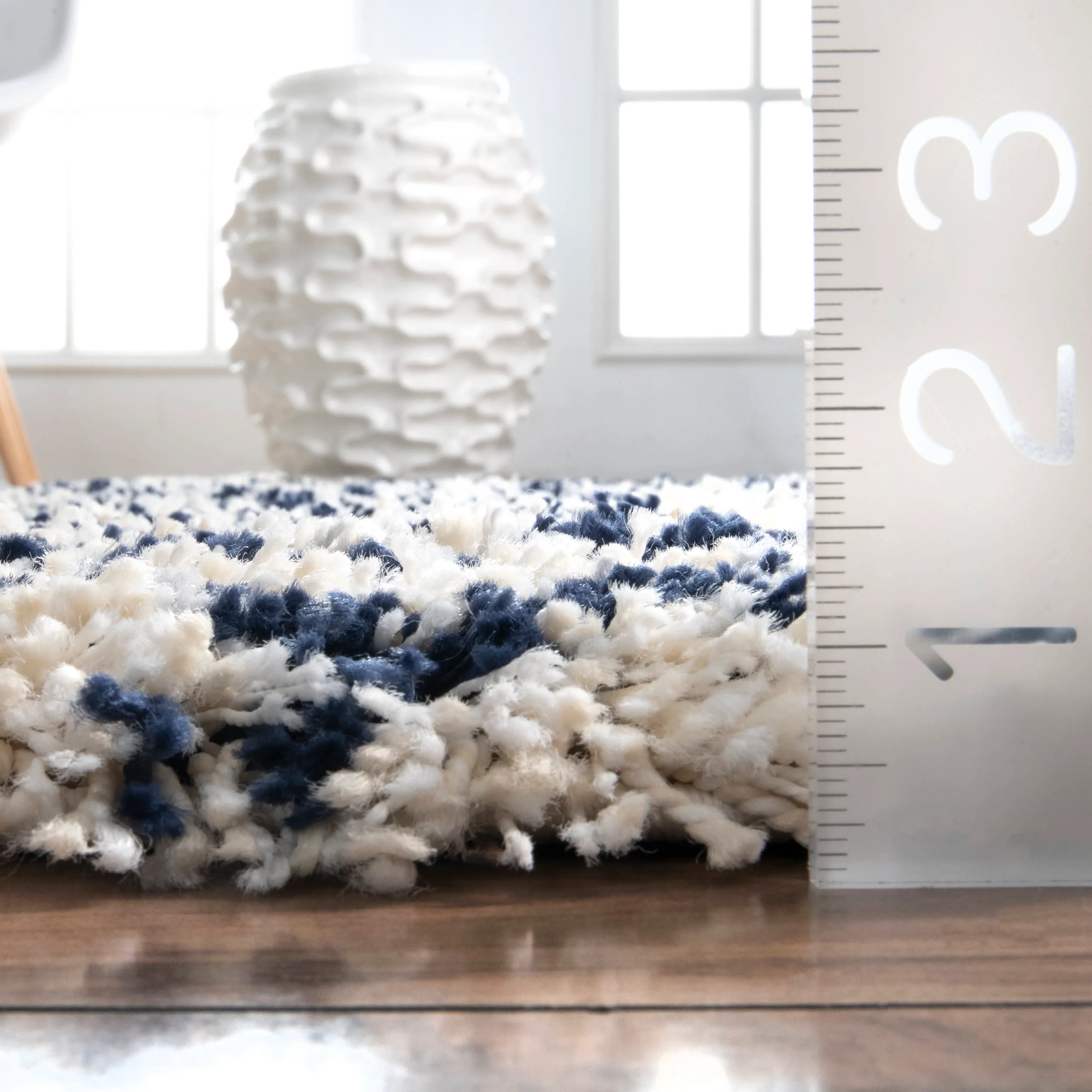 Moroccan Chevron Rug | Navy - Image 5
