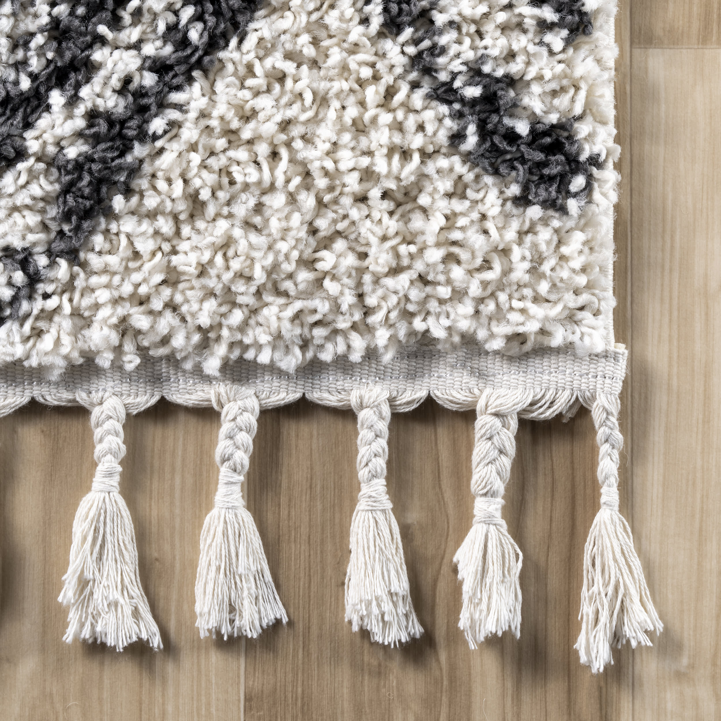 Moroccan Chevron Tassel Rug | Off White - Image 3