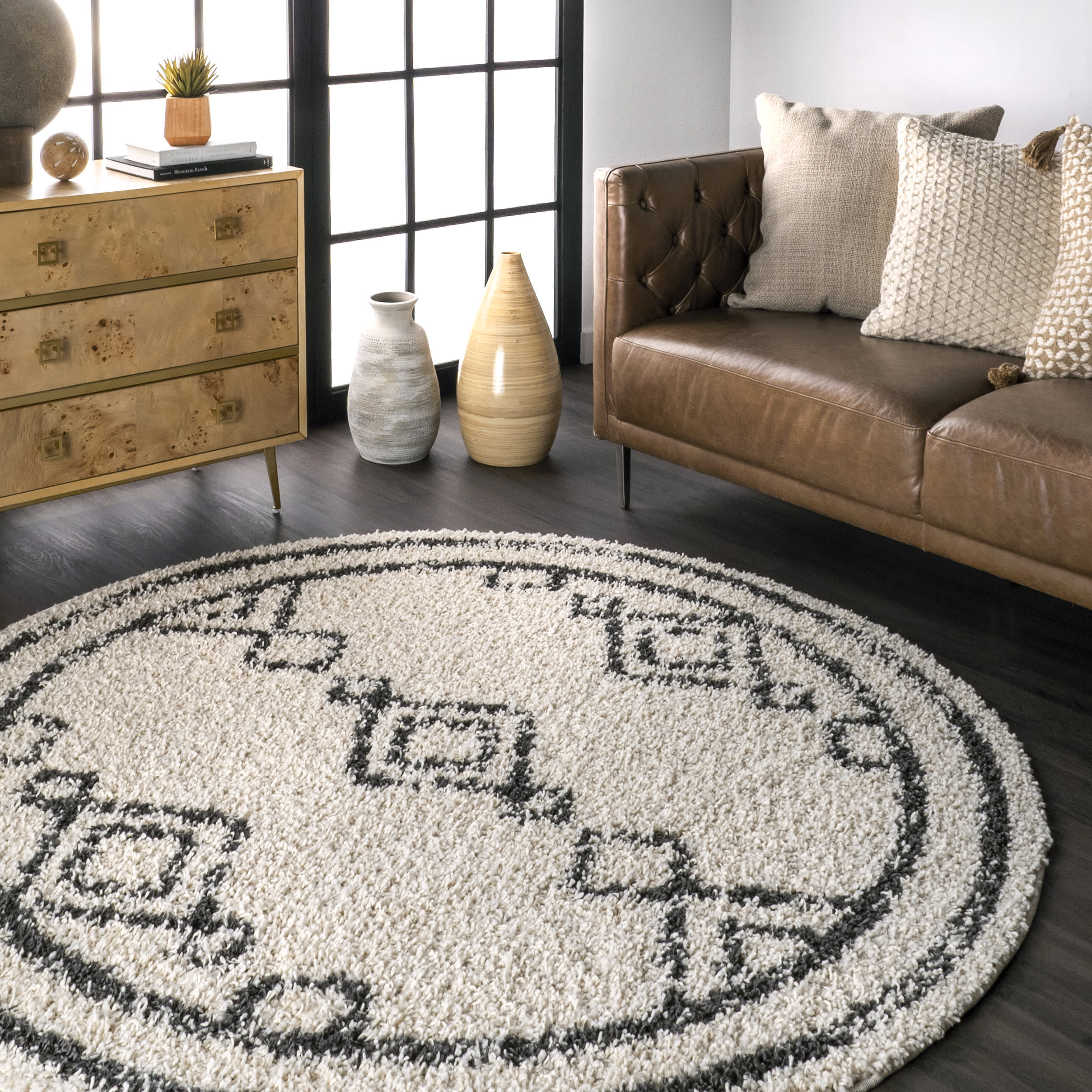 Moroccan Diamond Drop Tassel Rug | Off White - Image 2
