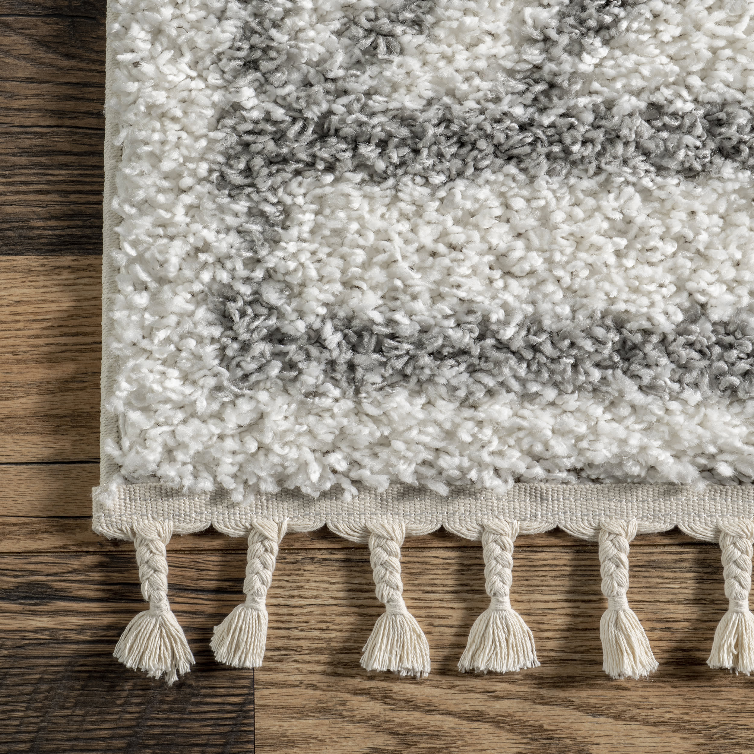 Moroccan Diamond Drop Tassel Rug | White - Image 3