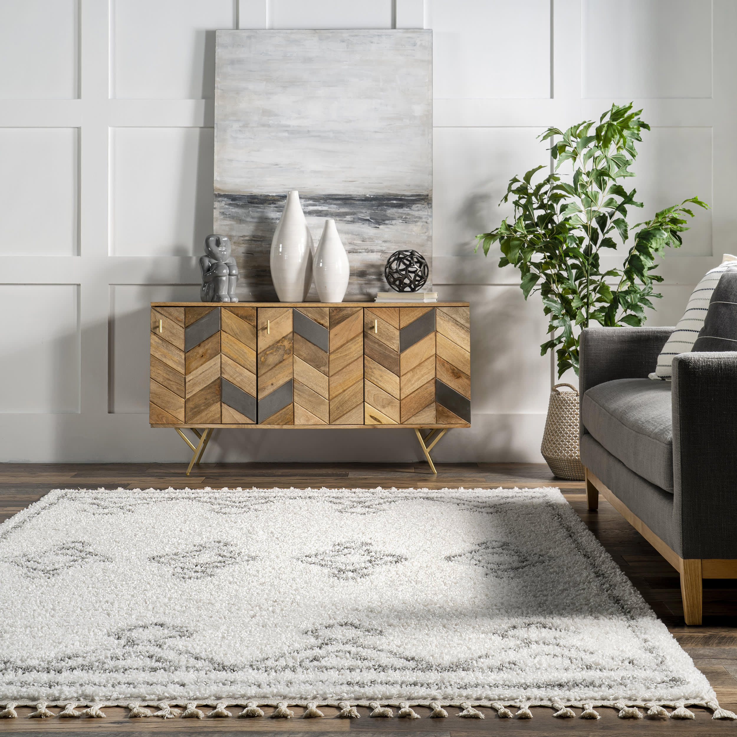 Moroccan Diamond Drop Tassel Rug | White - Image 4