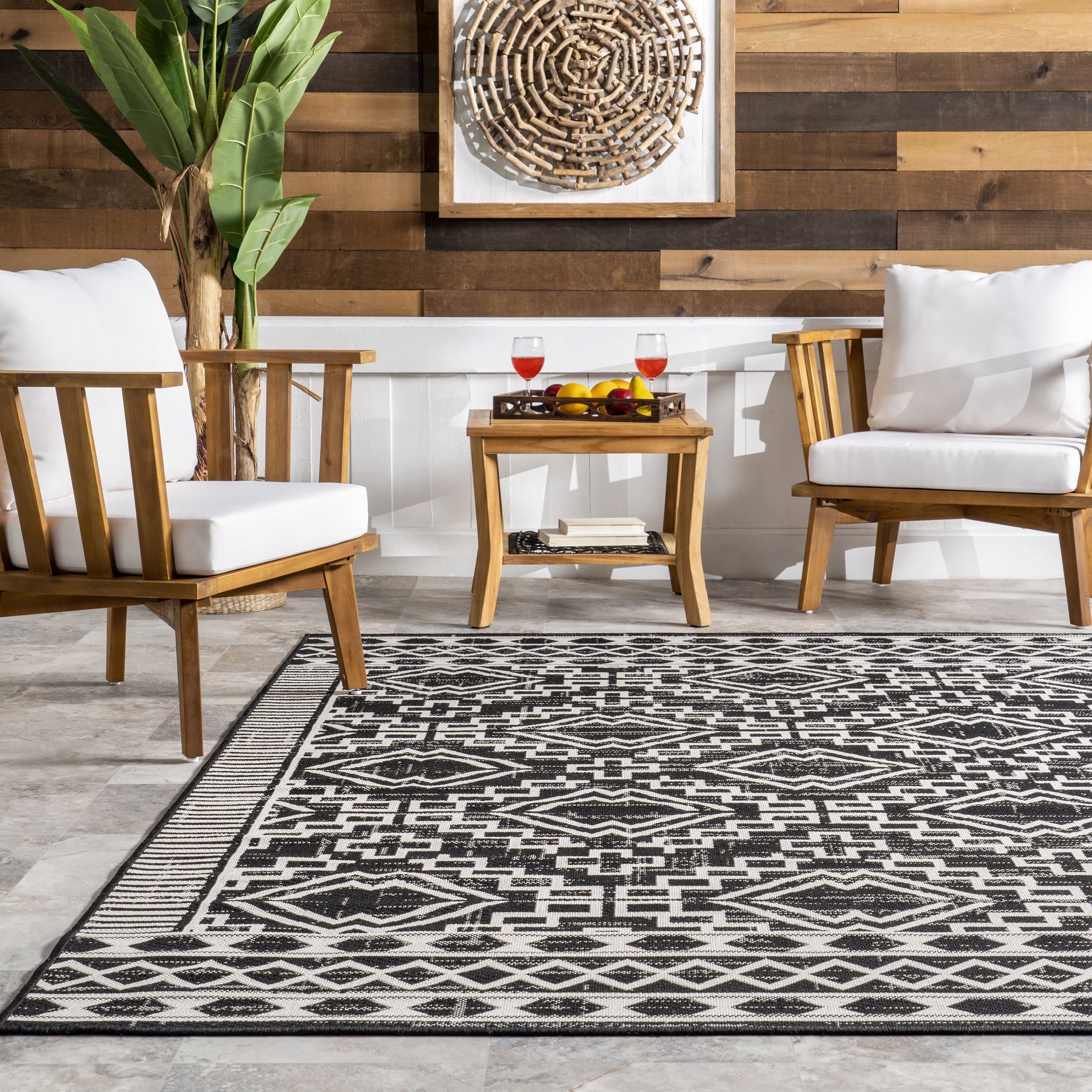 Moroccan Diamond Indoor/Outdoor Rug | Black - Image 4