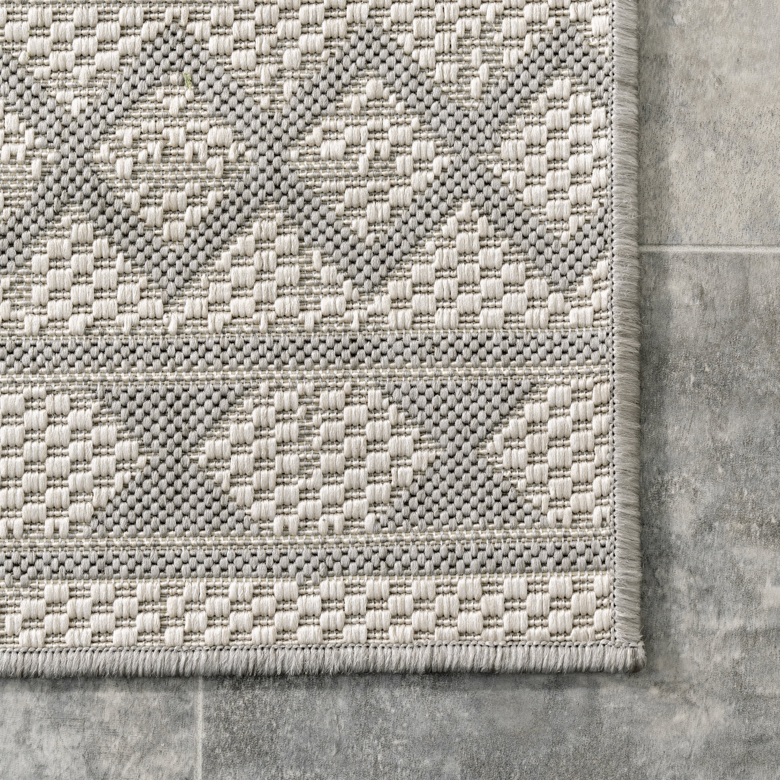 Moroccan Diamond Indoor/Outdoor Rug | Grey - Image 3