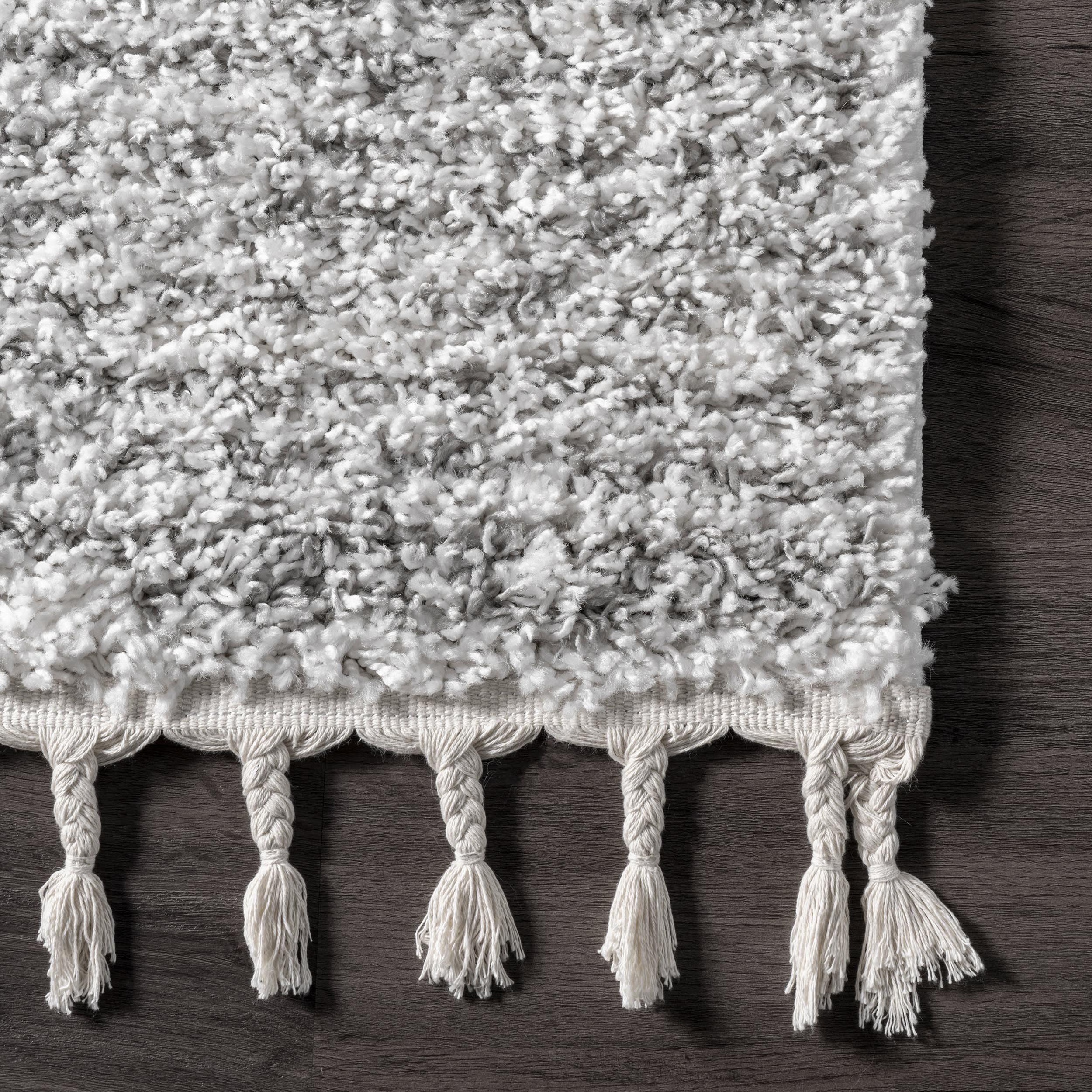 Moroccan Diamond Pinstripes Tassel Rug | White - Image 3