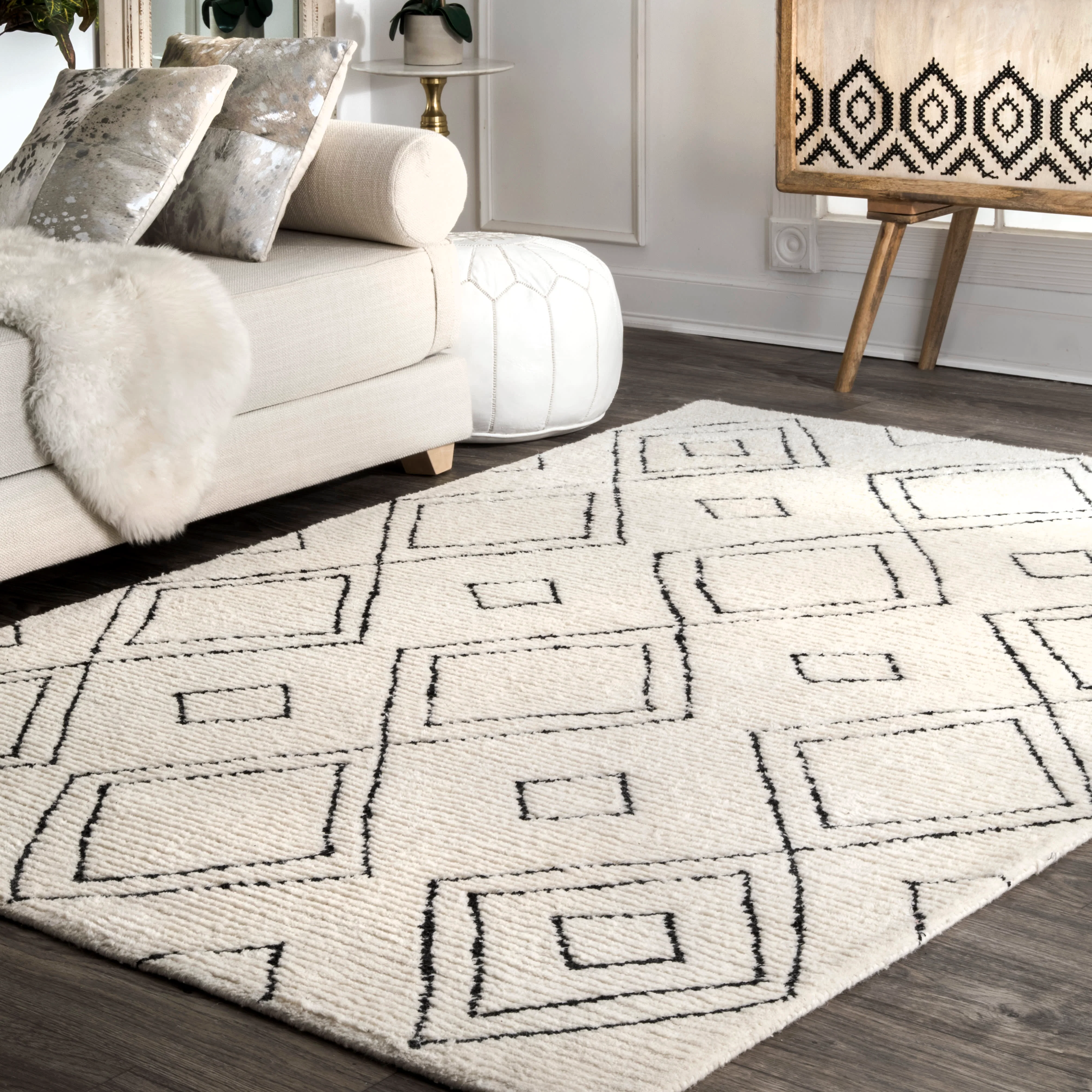Moroccan Diamond Wool Rug | Natural - Image 2