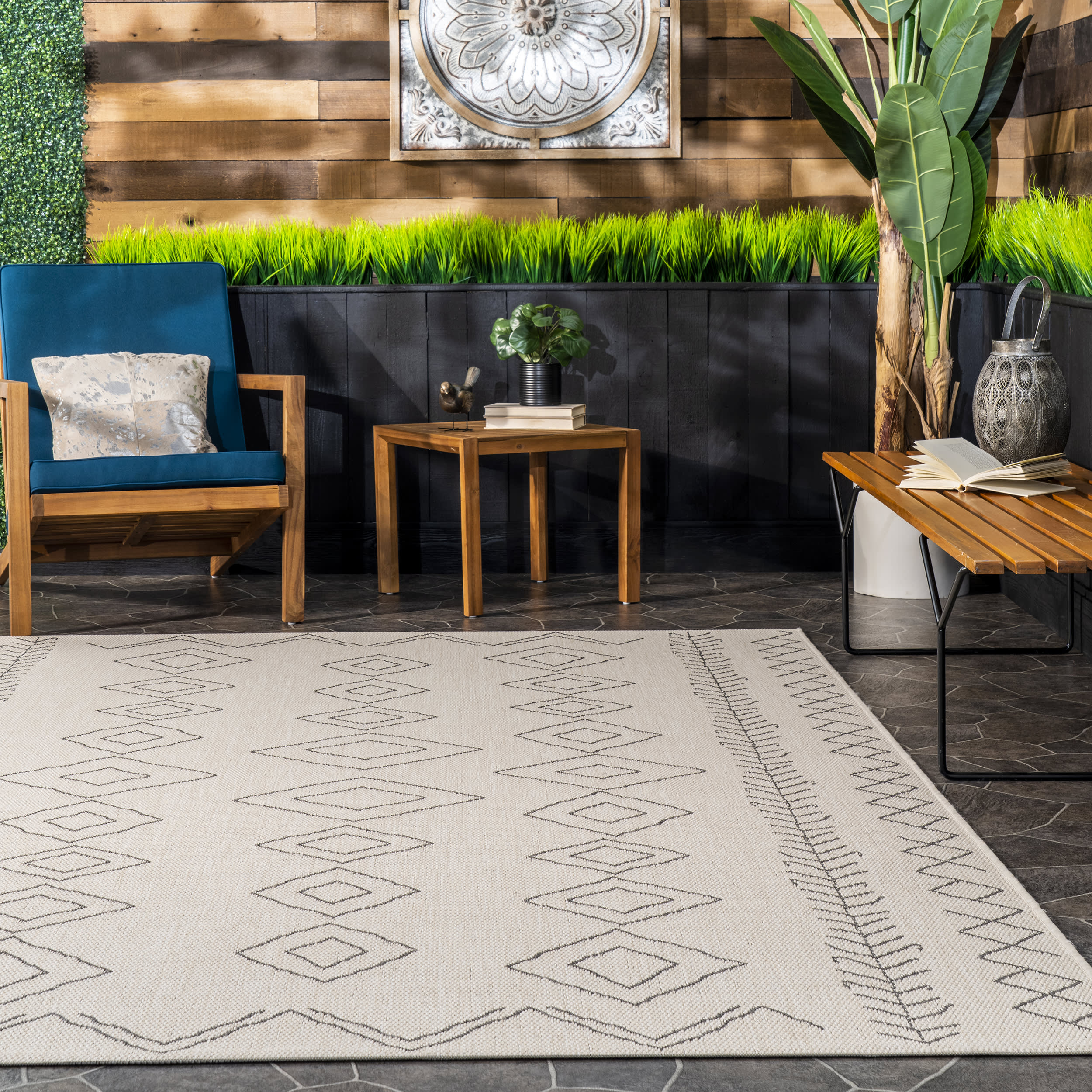 Moroccan Diamonds Indoor/Outdoor Rug | Ivory - Image 4