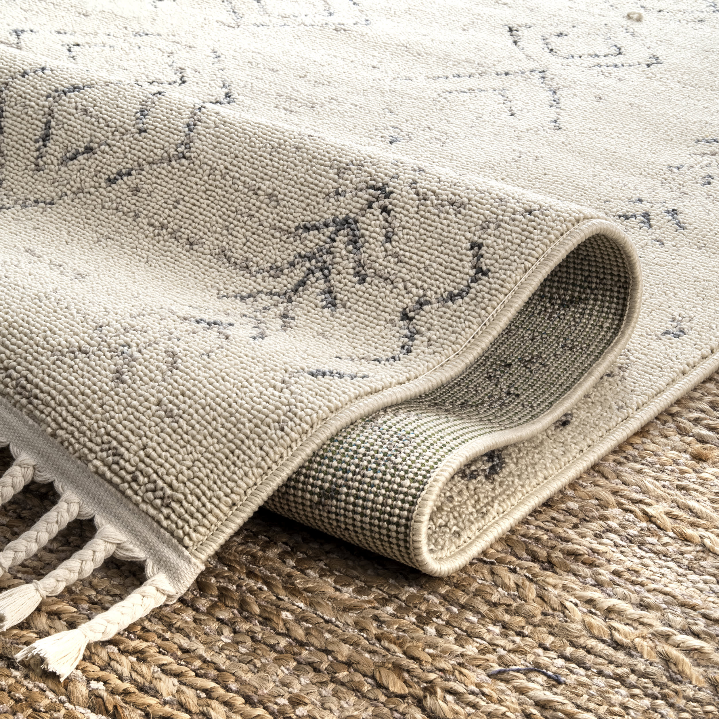 Moroccan Diamonds Tassel Rug | Ivory - Image 5
