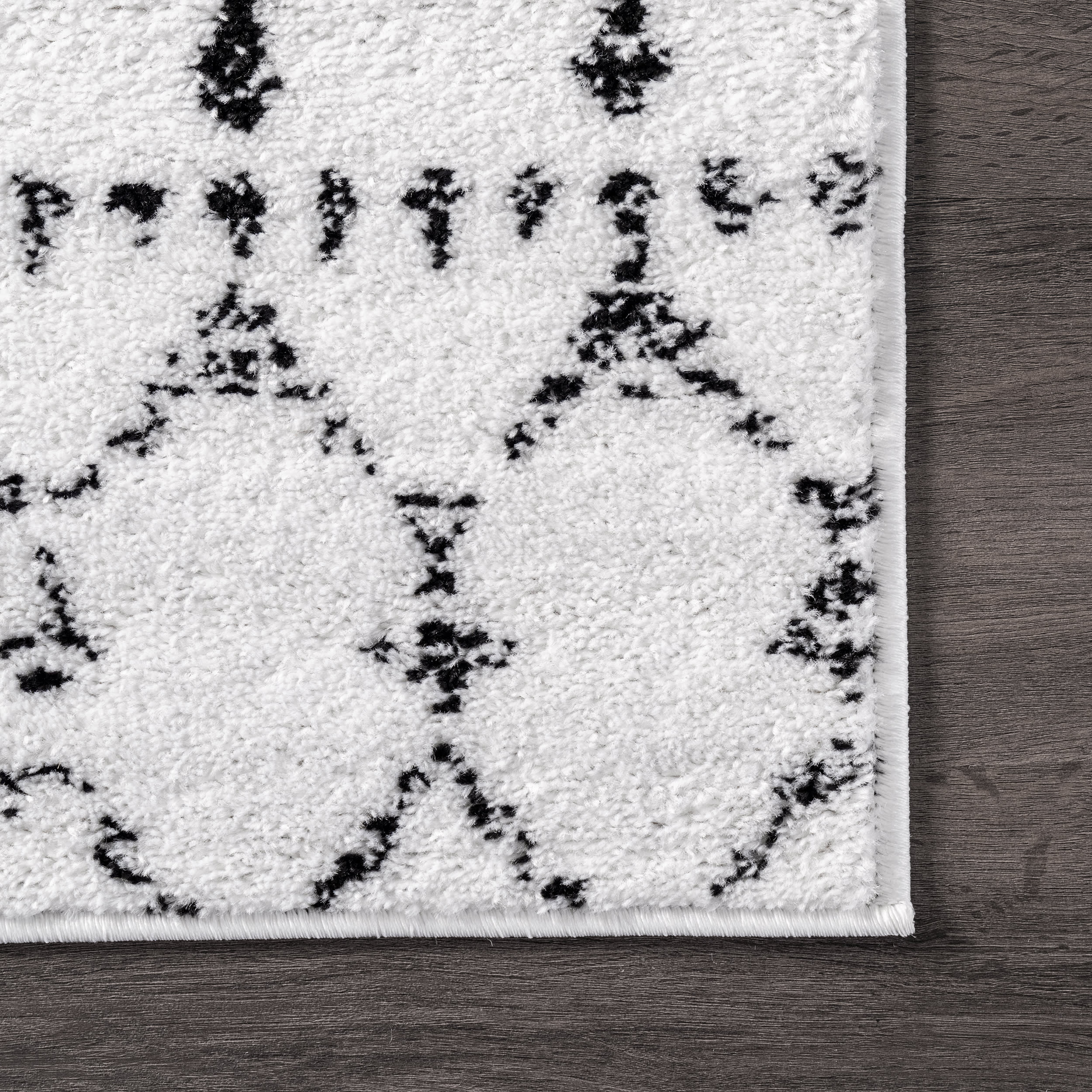 Moroccan Trellis Rug | White and Black - Image 3
