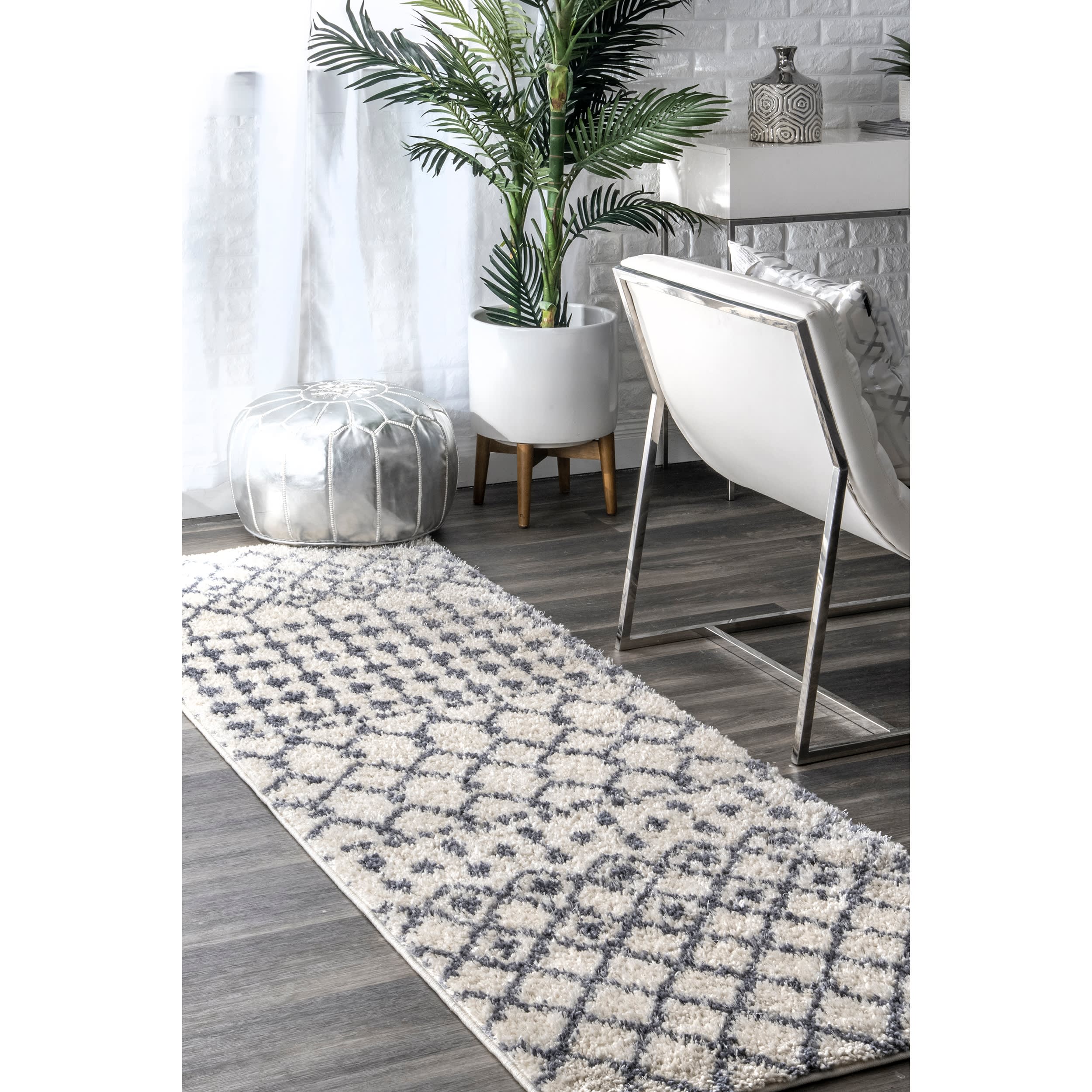 Moroccan Trellis Soft Shag Rug | Beige - Image 2