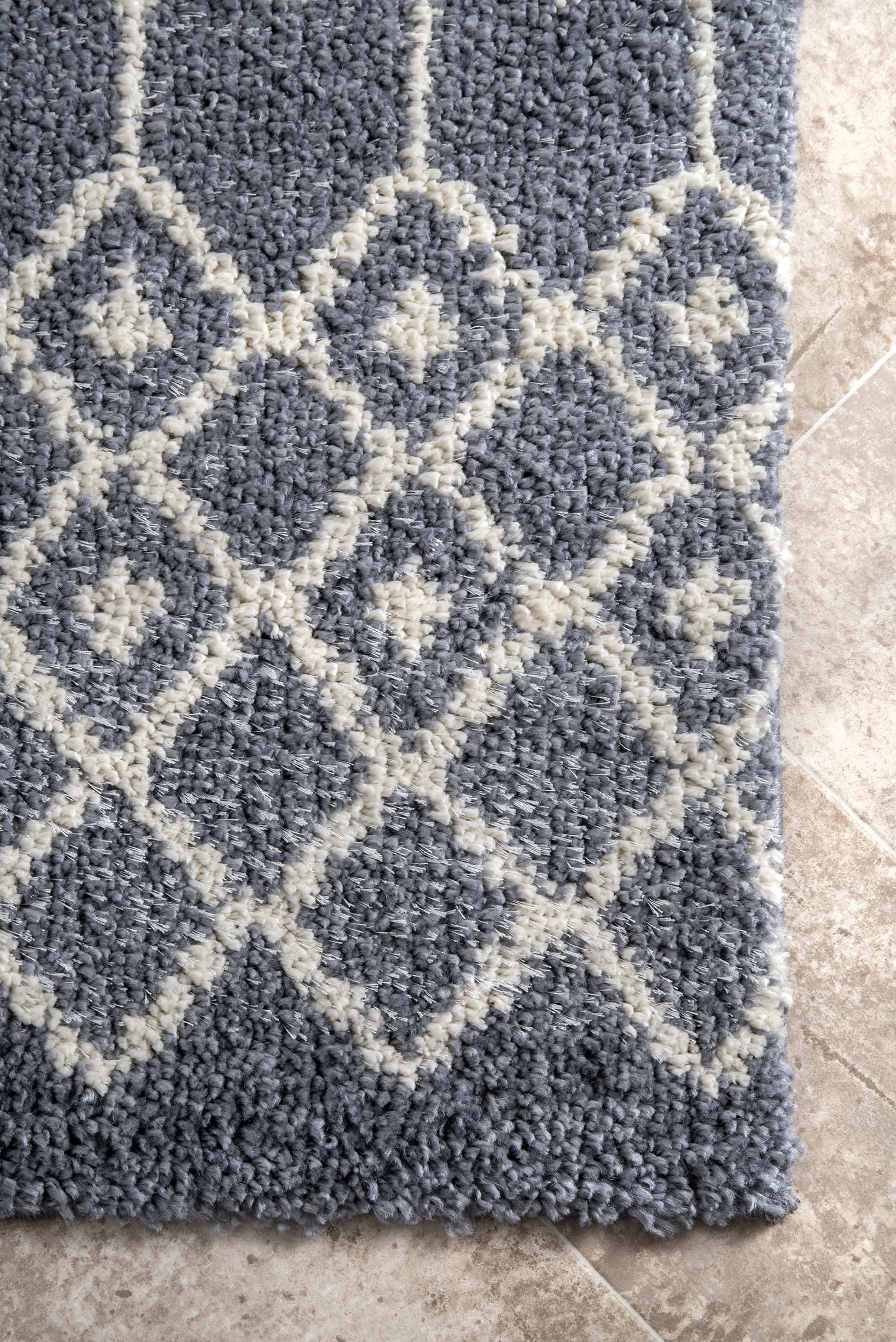 Moroccan Trellis Soft Shag Rug | Grey - Image 3