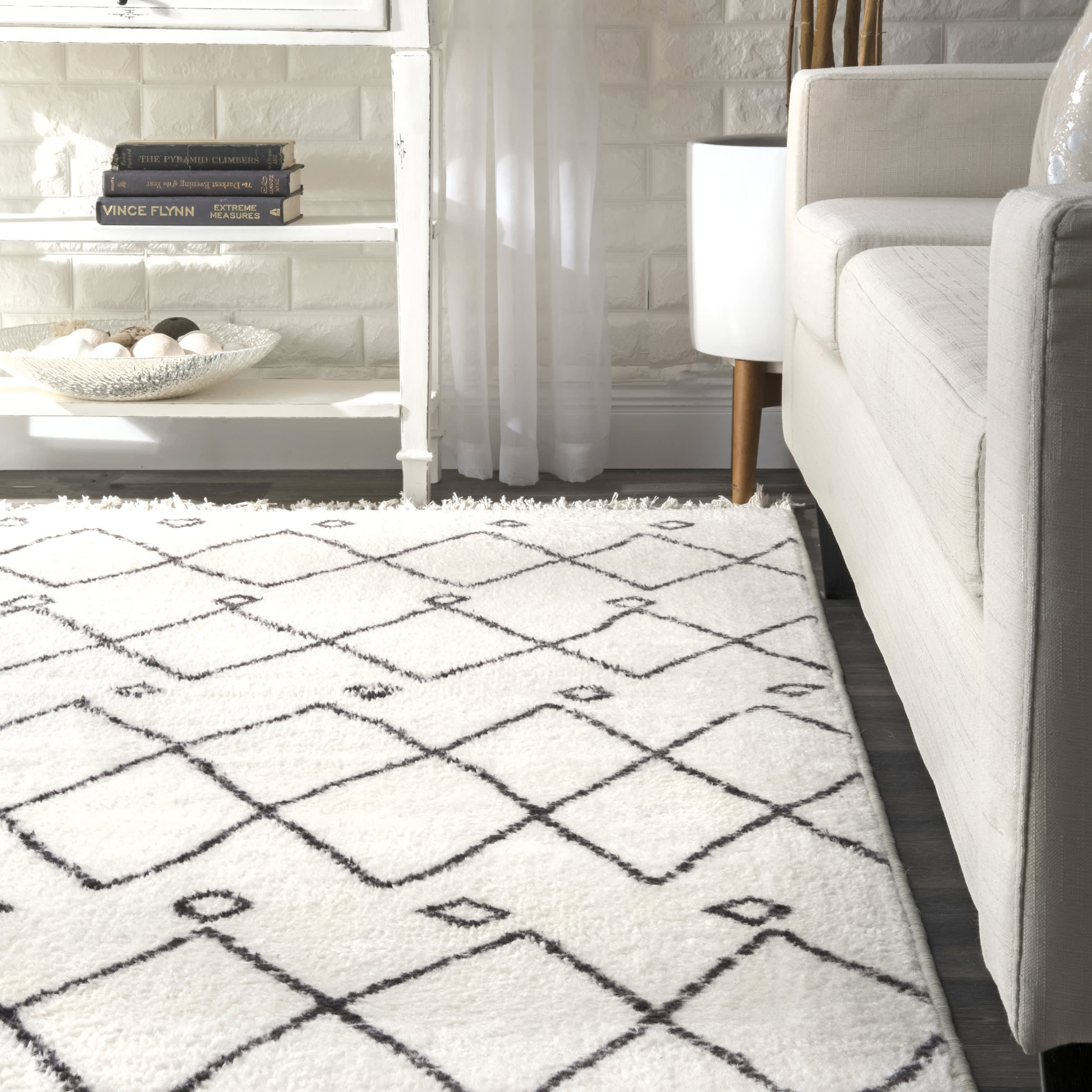 Moroccan Trellis Tassel Non-Slip Backing Rug | Off White - Image 4