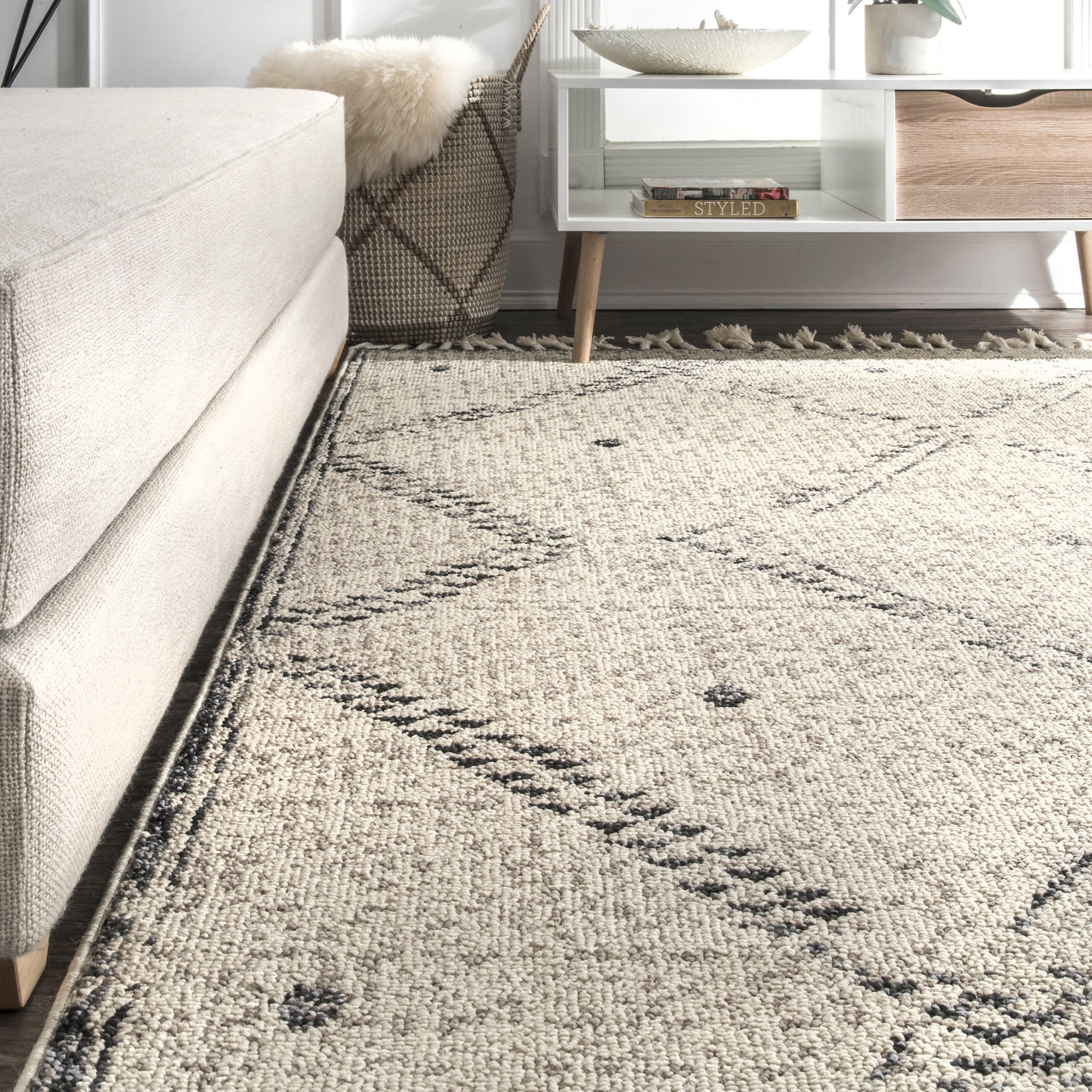 Moroccan Trellis Tassel Rug | Ivory - Image 4
