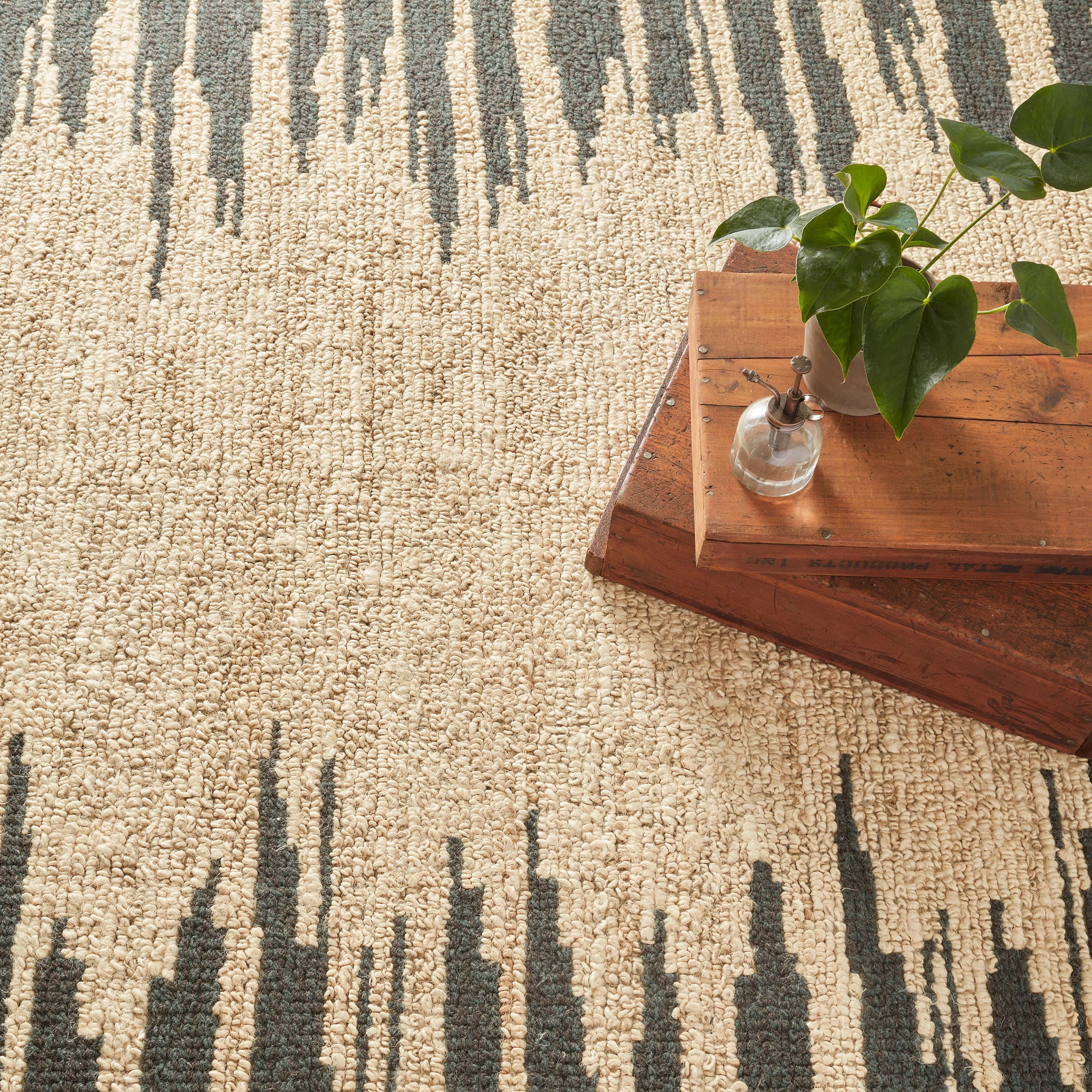 Moss Handwoven Jute Rug | Metal - Image 5