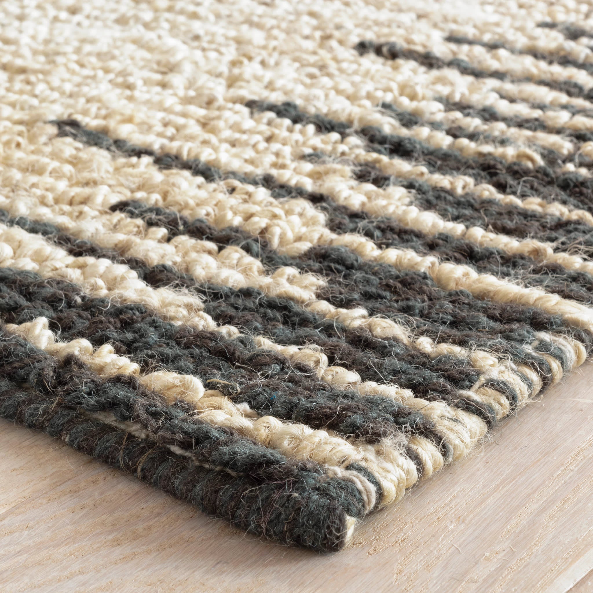 Moss Handwoven Jute Rug | Metal - Image 6