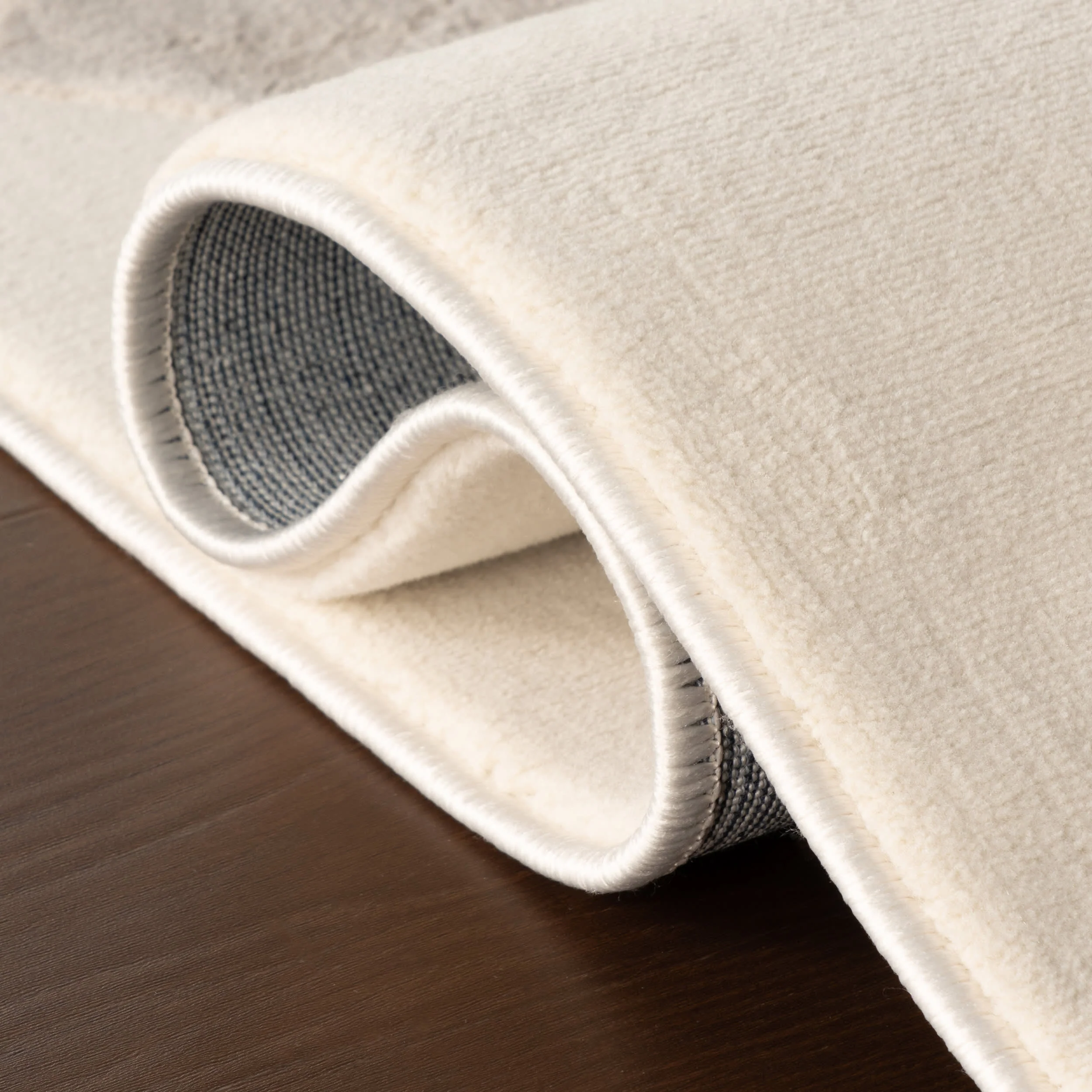 Mynra Diamond Plush Textured Washable Rug | Cream/Grey - Image 11