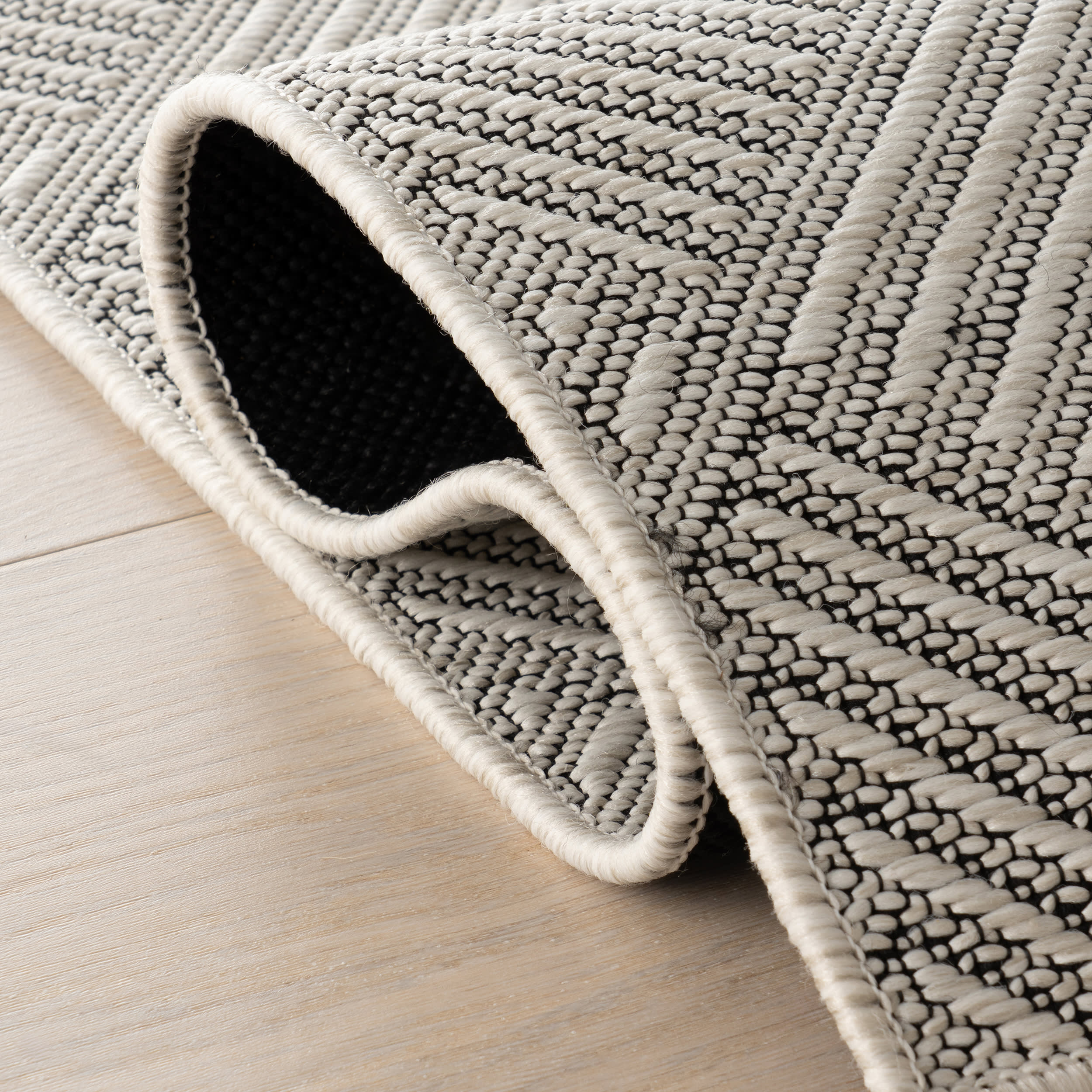 Nahla Modern Diamond Indoor/Outdoor Rug | Grey - Image 9