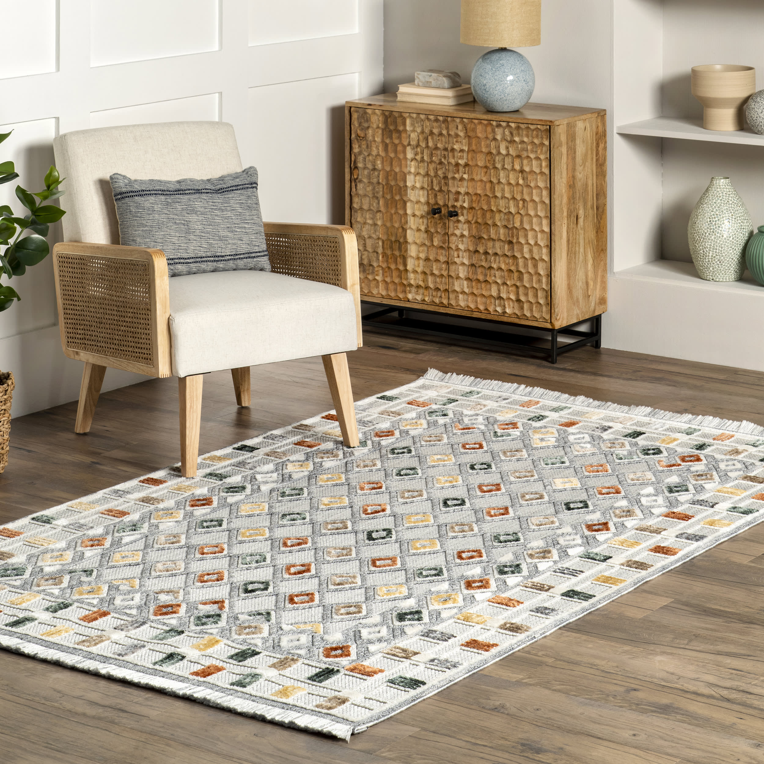 Nanette Iridescent Mini Diamonds Rug | Light Grey - Image 2