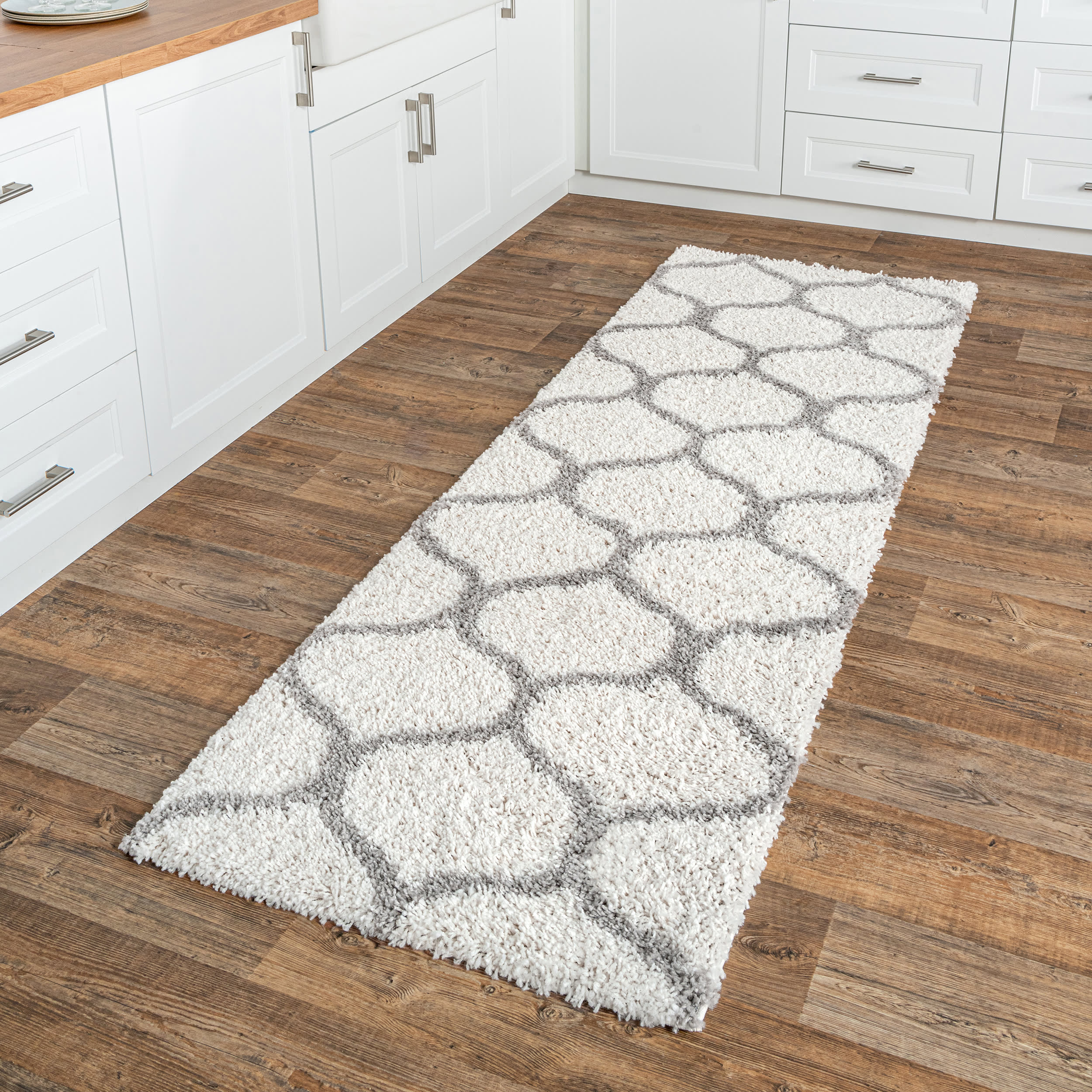 Naomi Quatrefoil Trellis Rug | Beige - Image 2