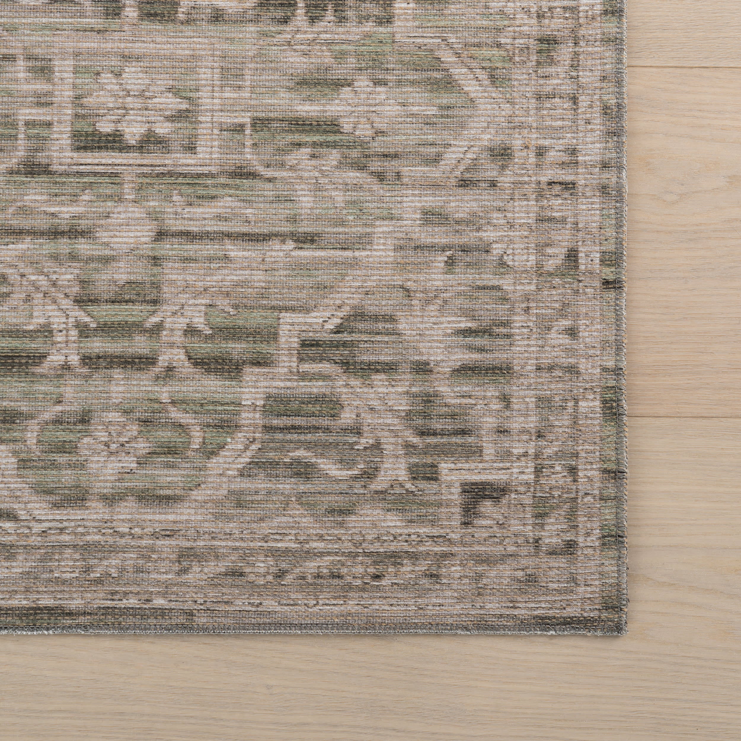 Nefre Traditional Diamond Rug | Green - Image 4