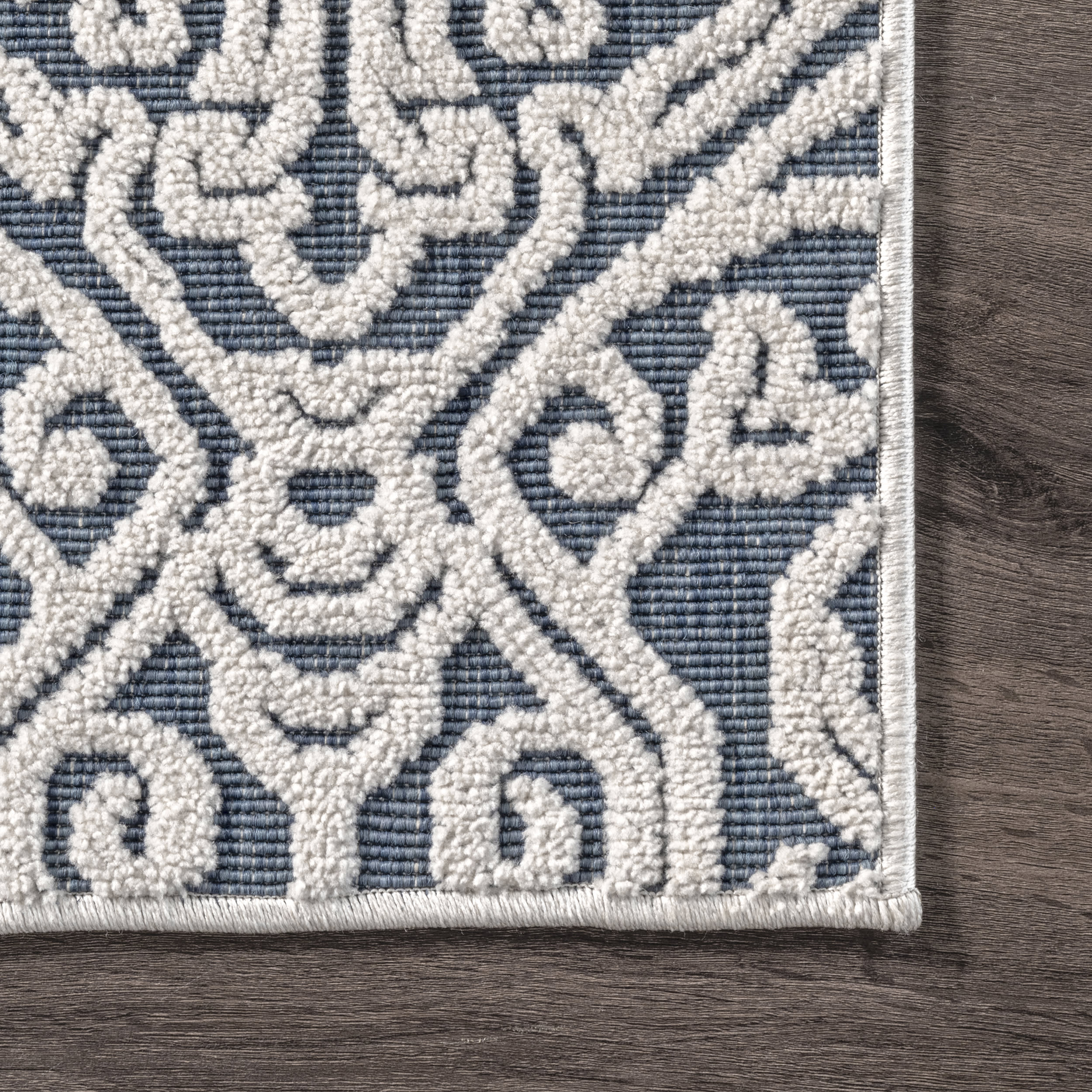 Nia Damask Textured Indoor/Outdoor Rug | Grey - Image 3