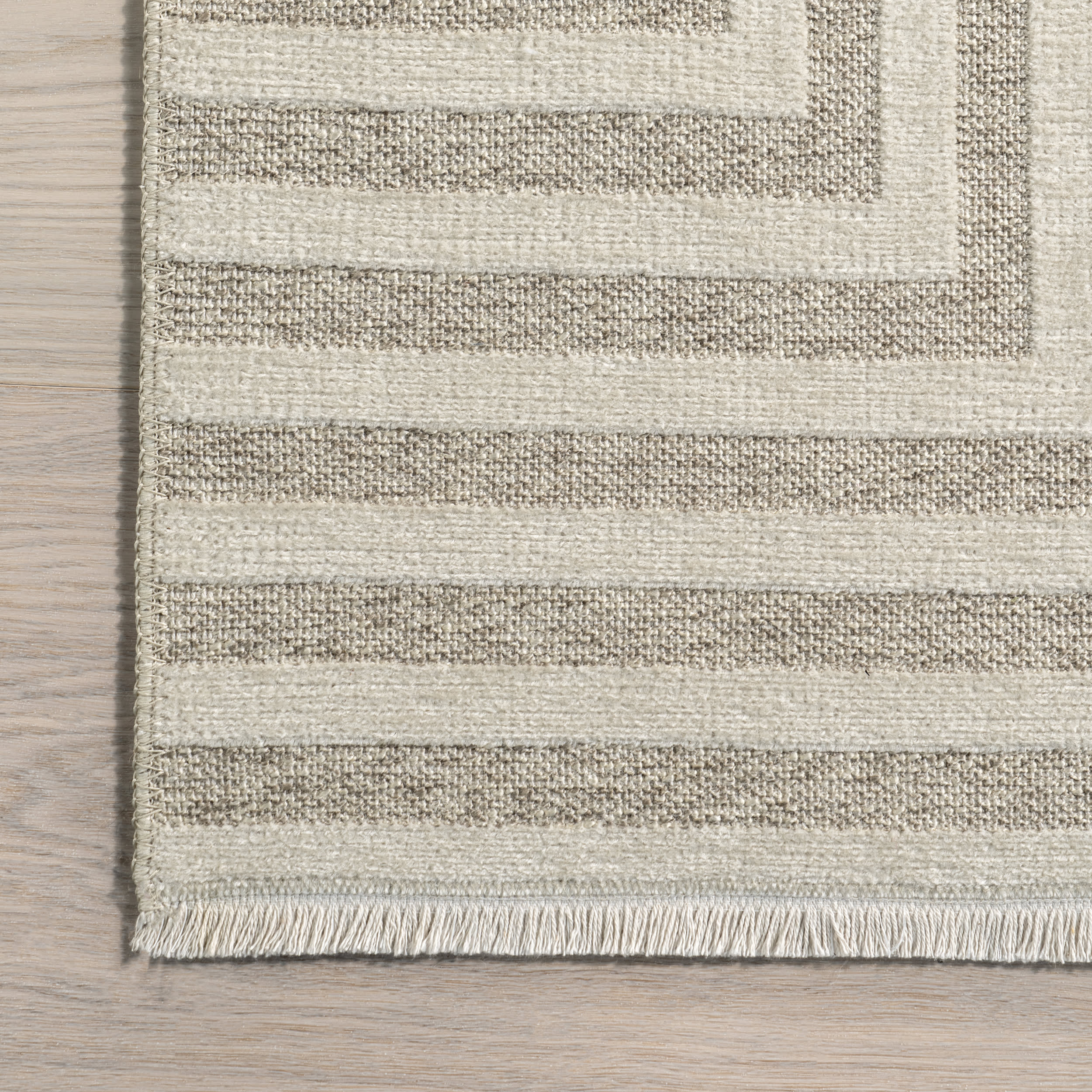 Nicolai Graphic Fringed Reversible Washable Rug | Cream - Image 3