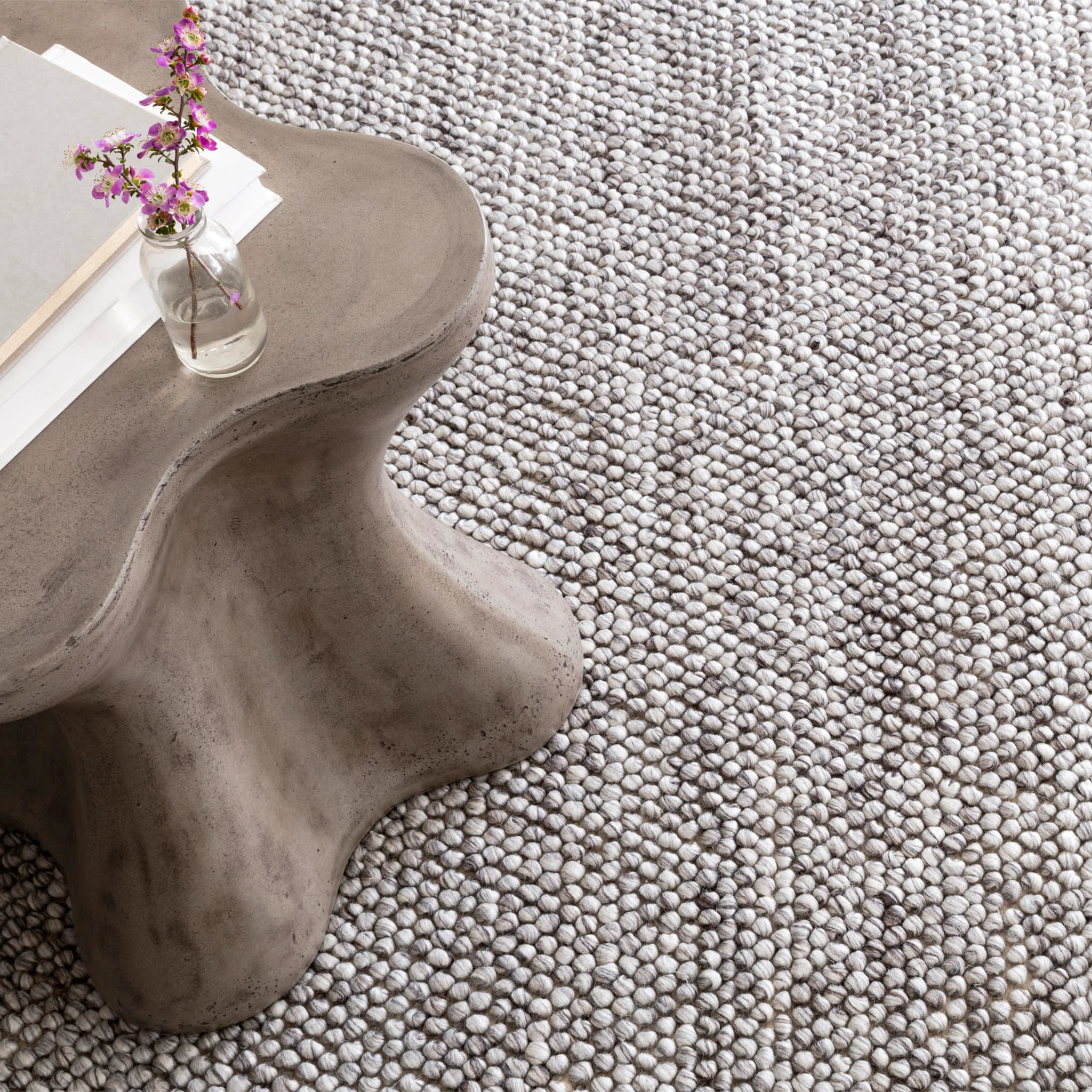 Niels Handwoven Wool/Viscose Rug | Grey - Image 3