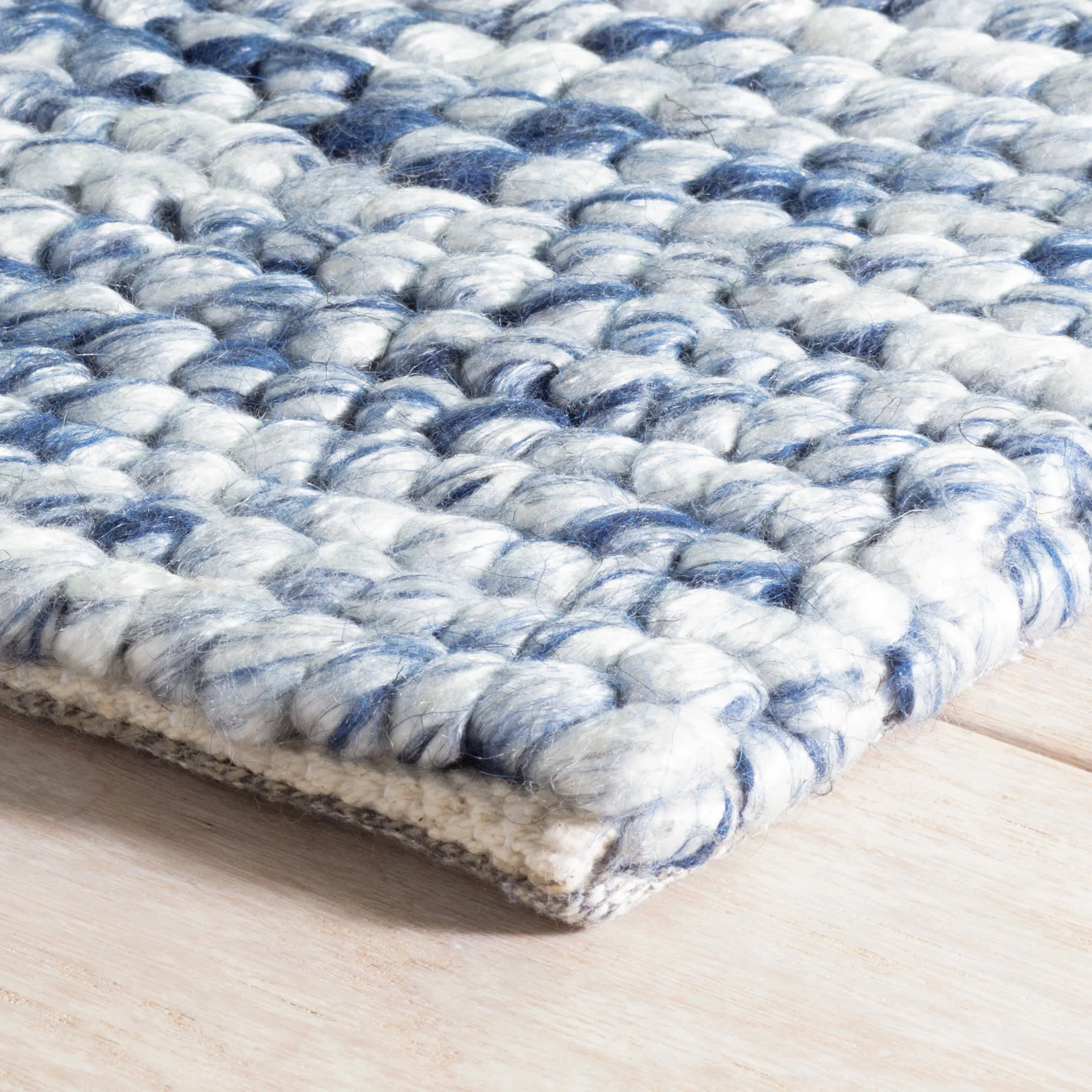 Niels Handwoven Wool/Viscose Rug | Navy - Image 3