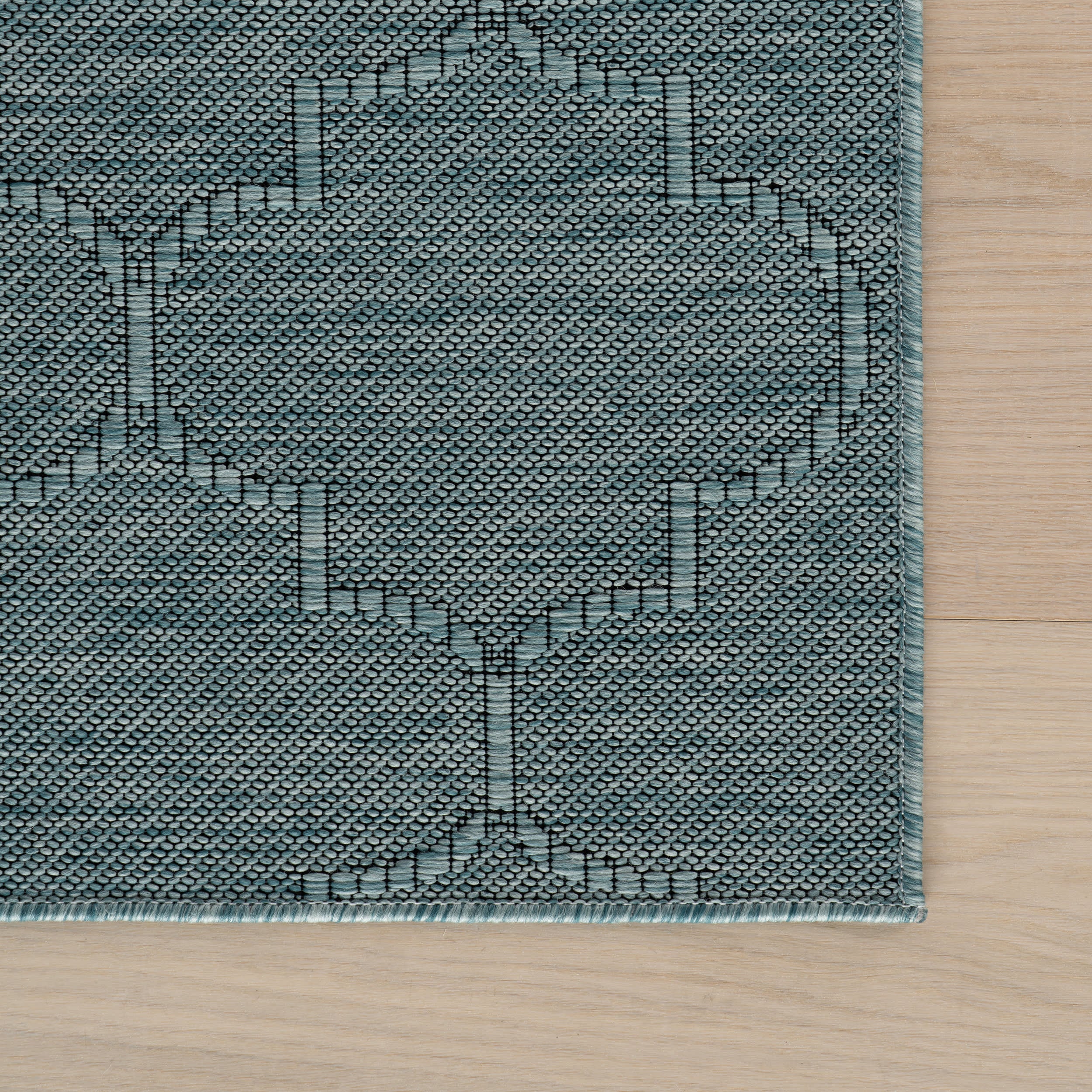 Noore Modern Trellis Indoor/Outdoor Rug | Aqua - Image 4