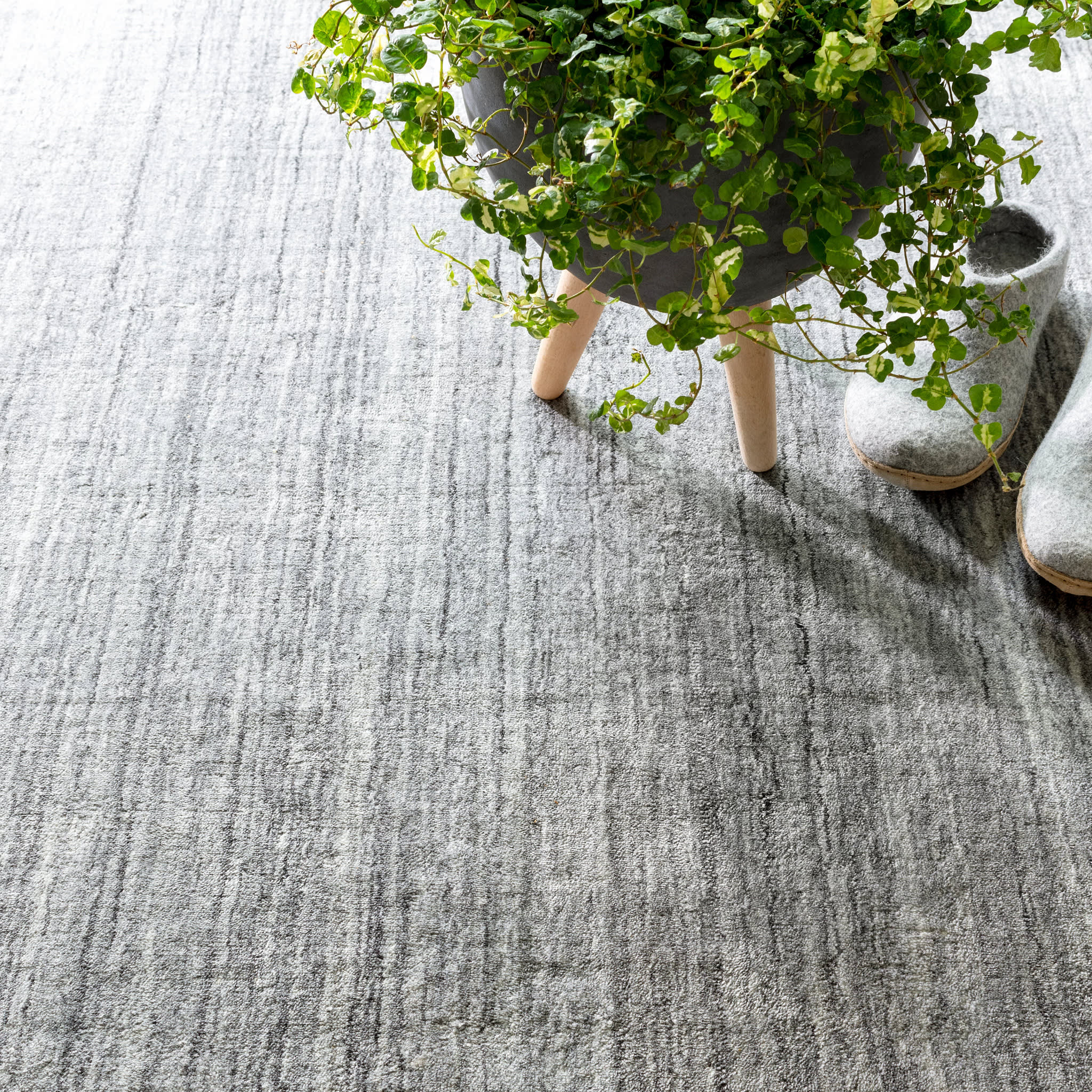 Nordic Hand Loom Knotted Performance Rug | Grey - Image 2
