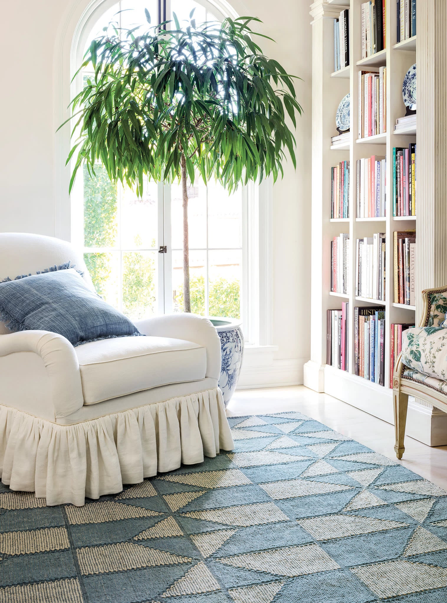 Ojai Hand Loom Knotted Cotton Rug | Blue - Image 4