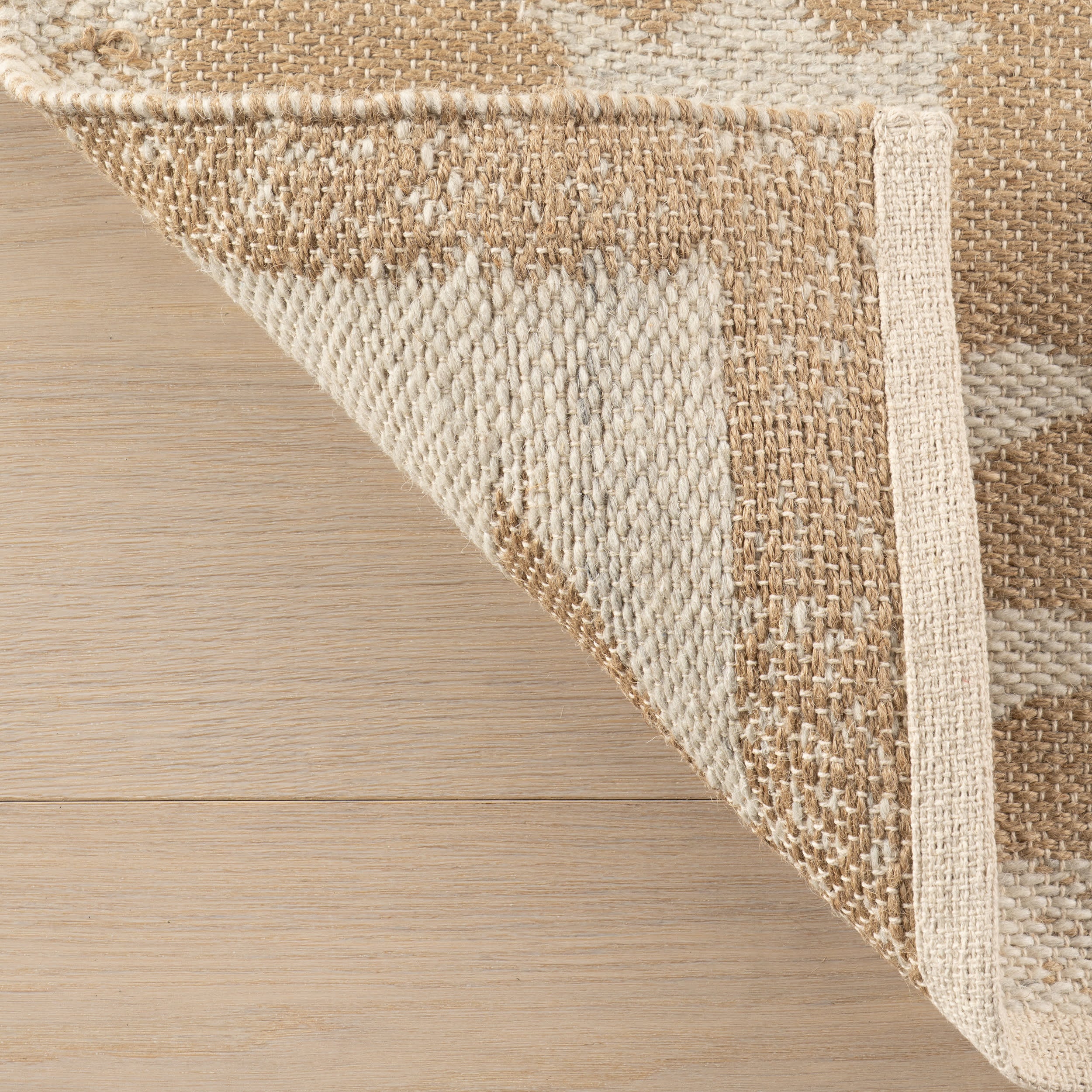 Olinay Floral Farmhouse Rug | Natural - Image 7
