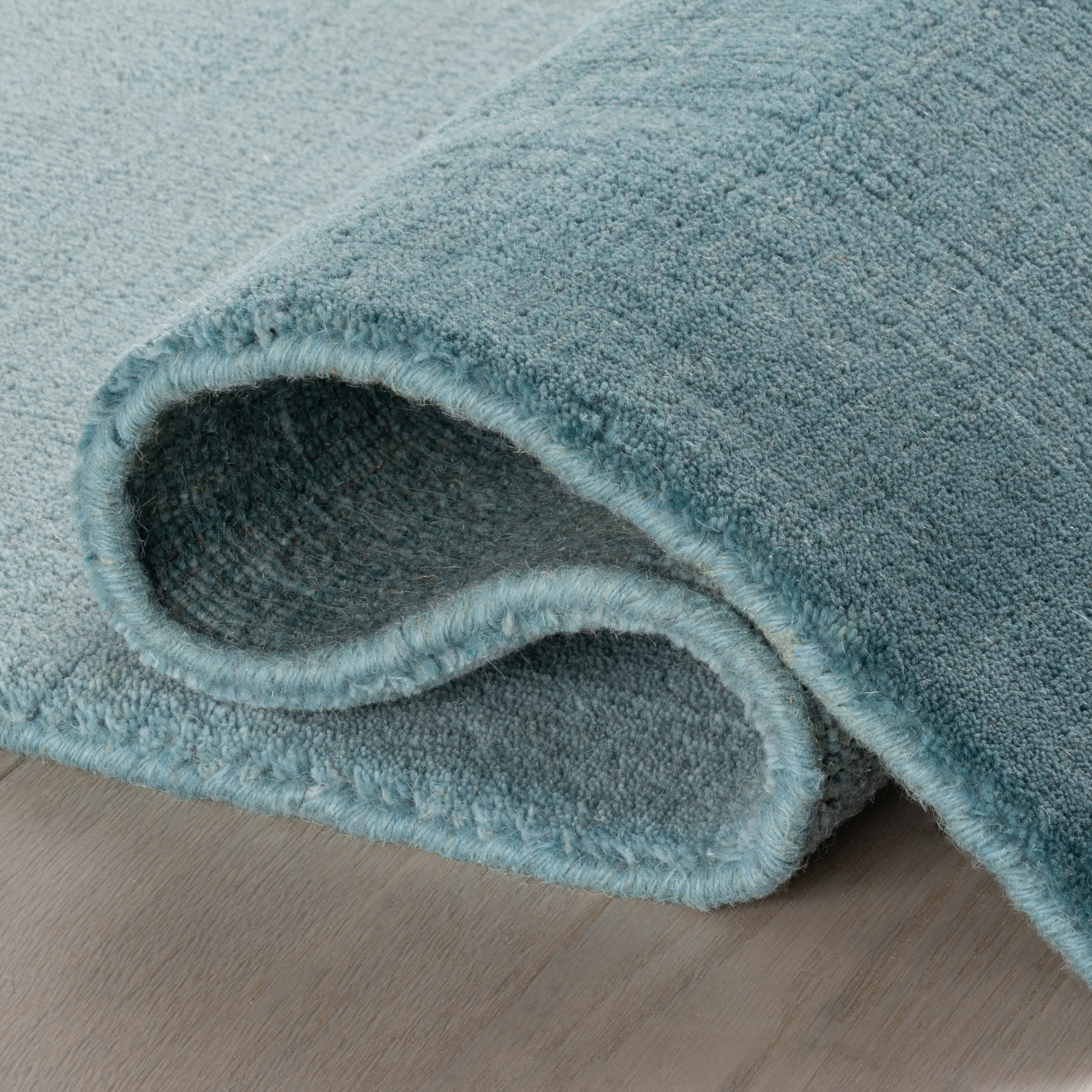 Ombre Hand Loomed Gradient Wool Rug | Blue - Image 7