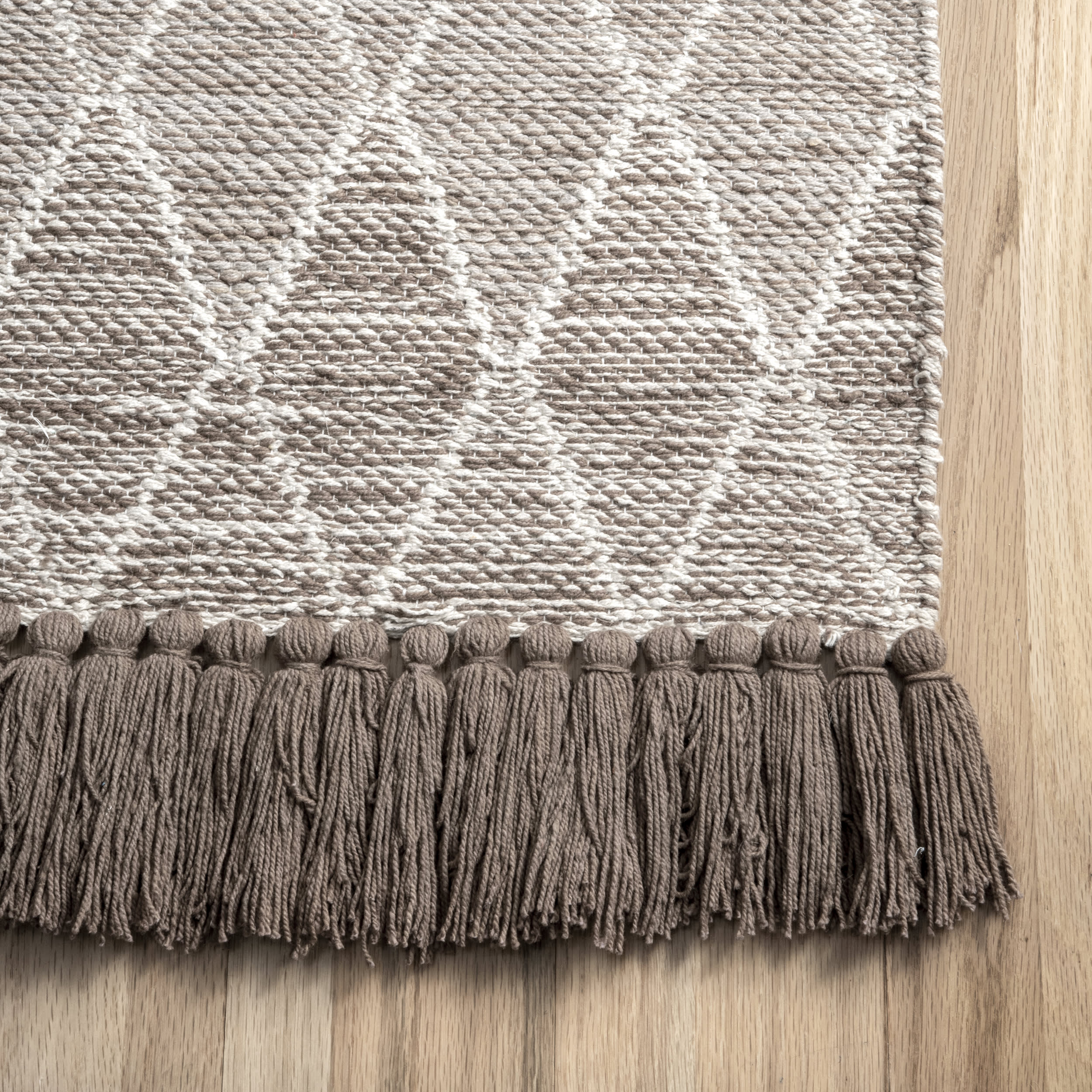 Ombre Trellis Rug | Brown - Image 3