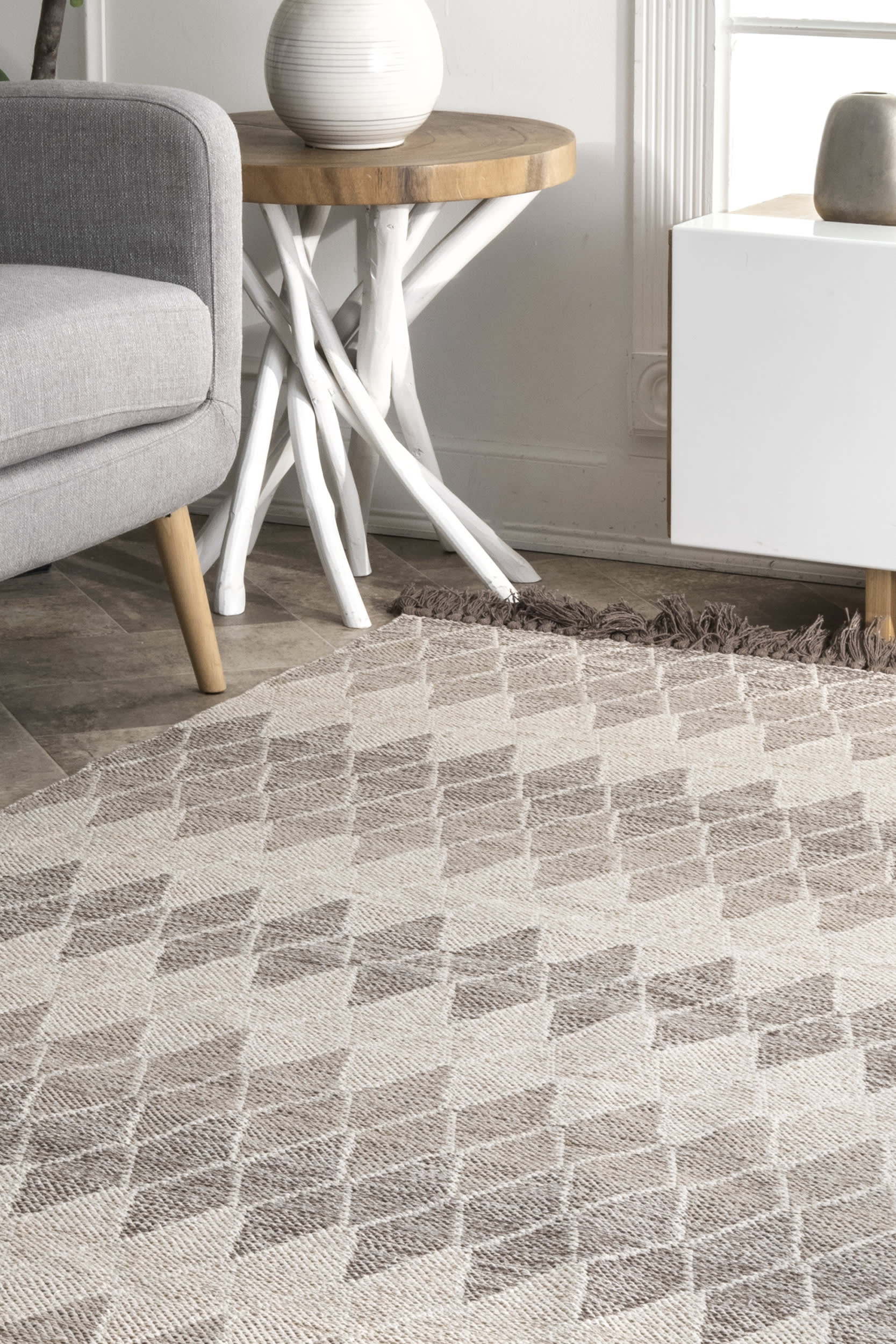 Ombre Trellis Rug | Brown - Image 4