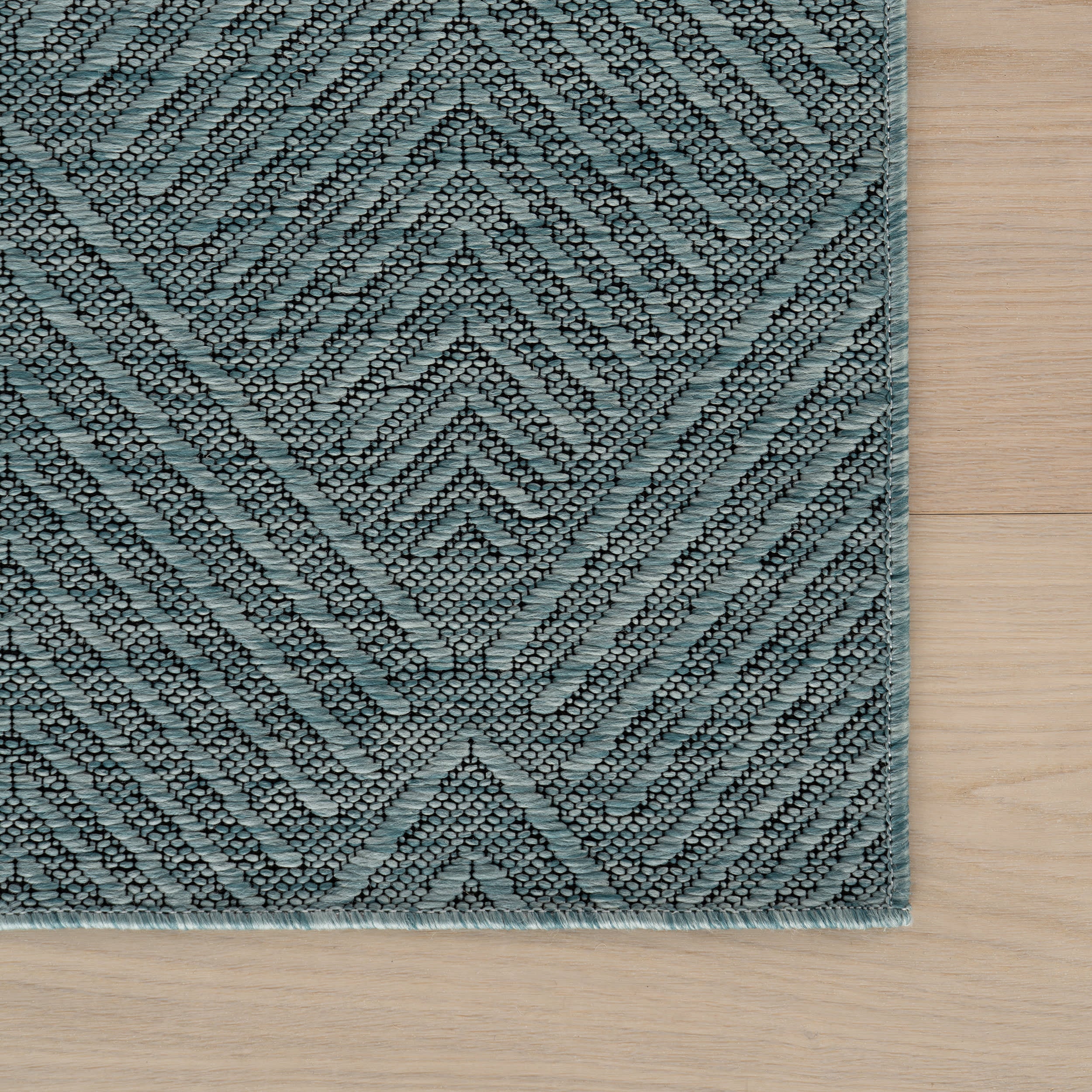Onaia Contemporary Trellis Indoor/Outdoor Rug | Aqua - Image 4