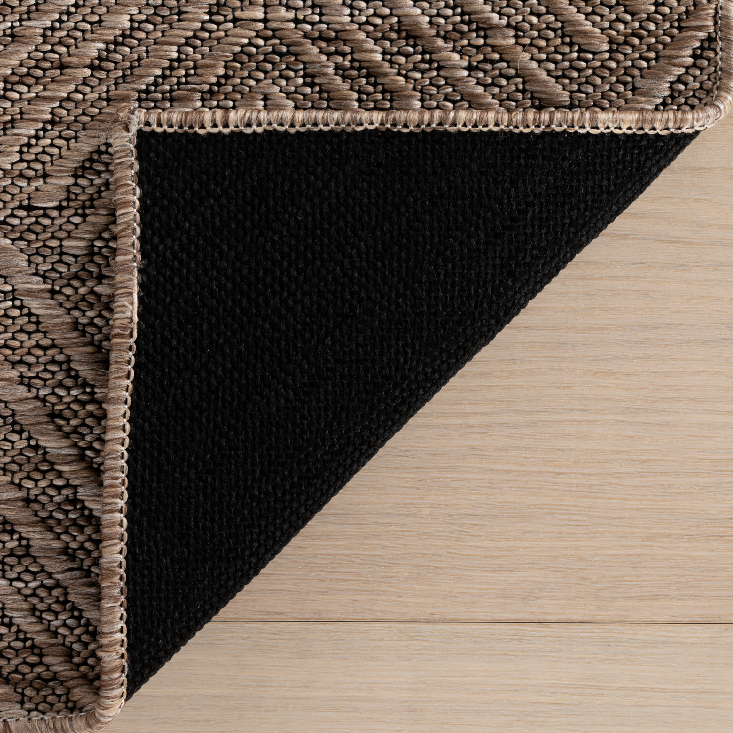 Onaia Contemporary Trellis Indoor/Outdoor Rug | Brown - Image 8
