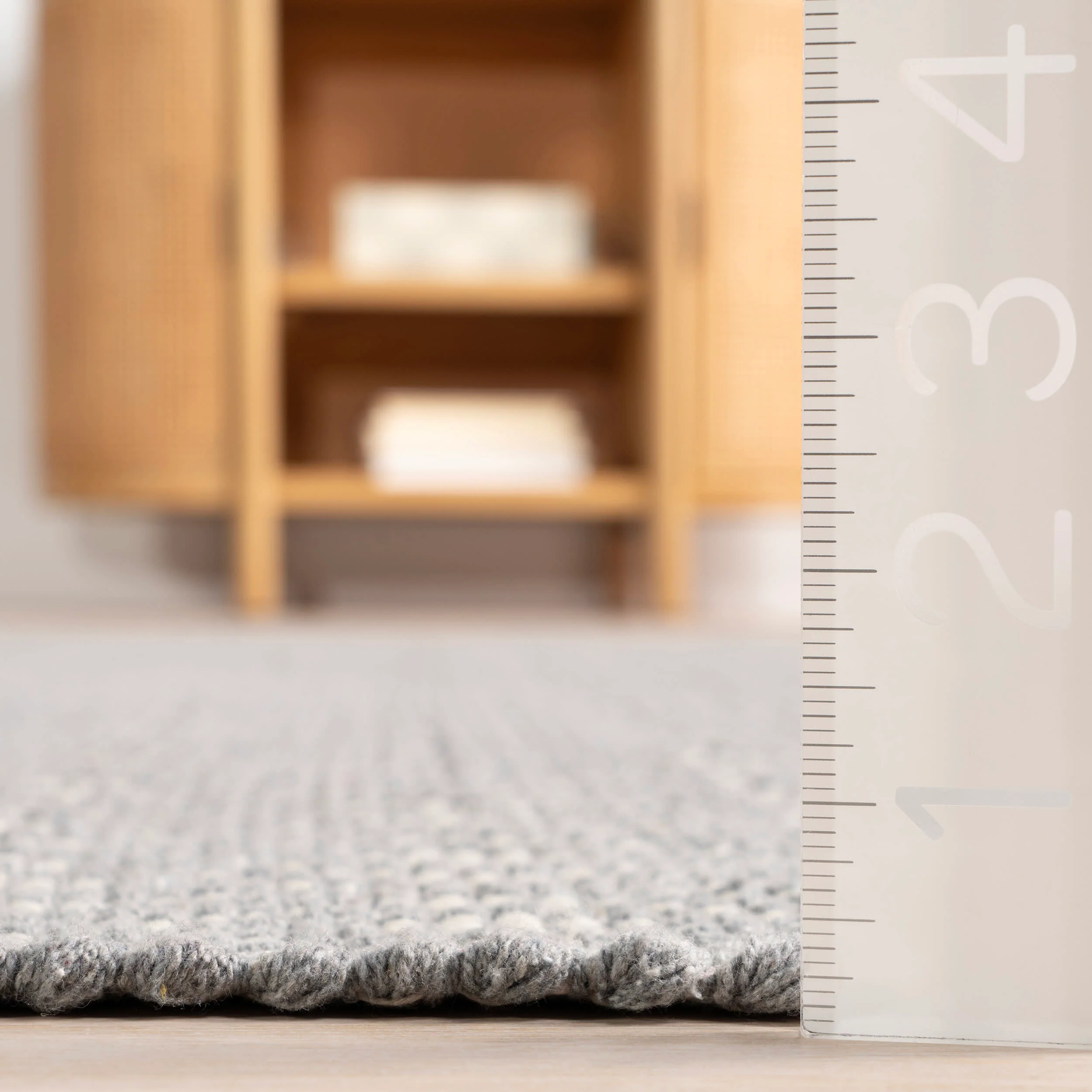 Optic Diamond Handwoven Cotton Rug | Grey - Image 5