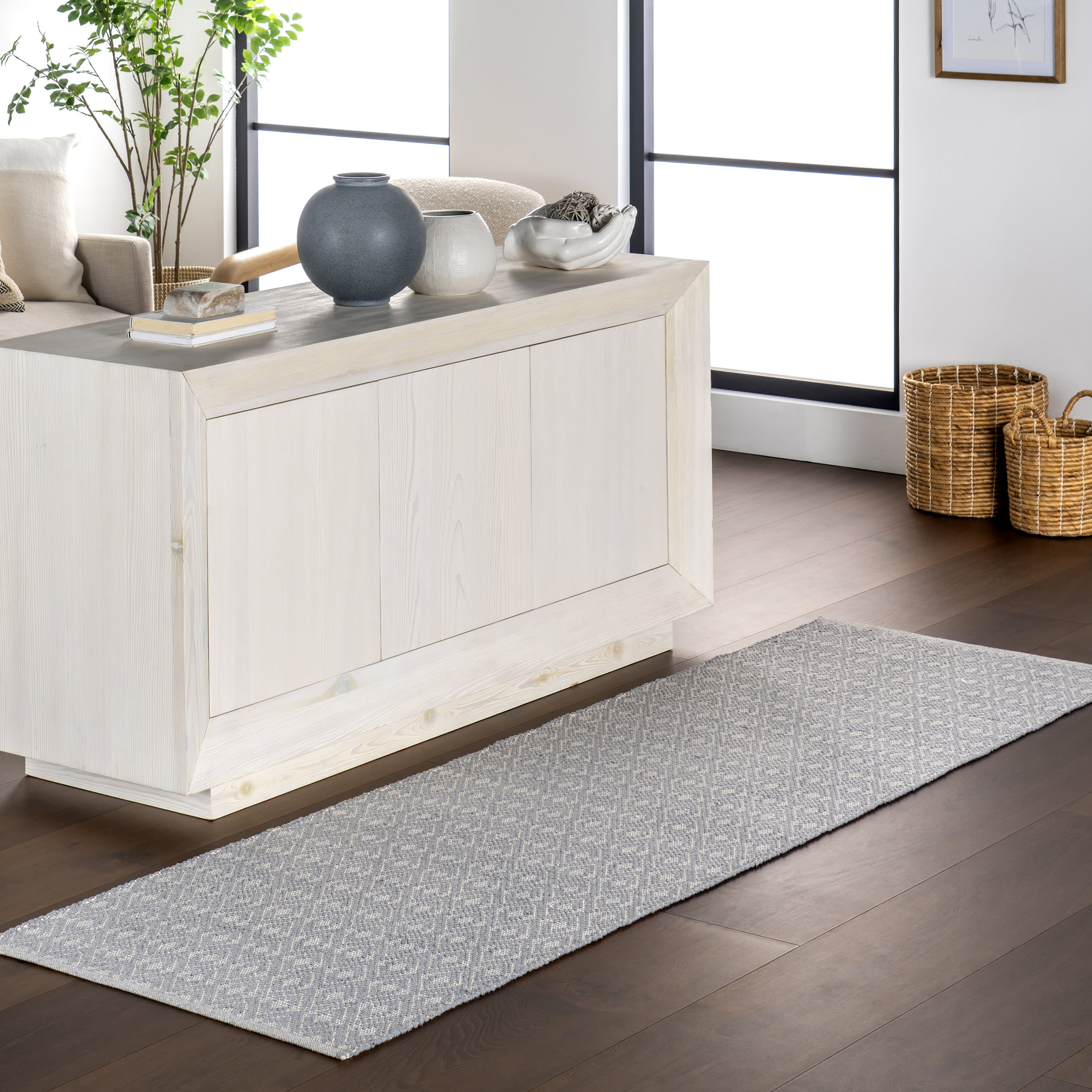 Optic Diamond Handwoven Cotton Rug | Grey - Image 2