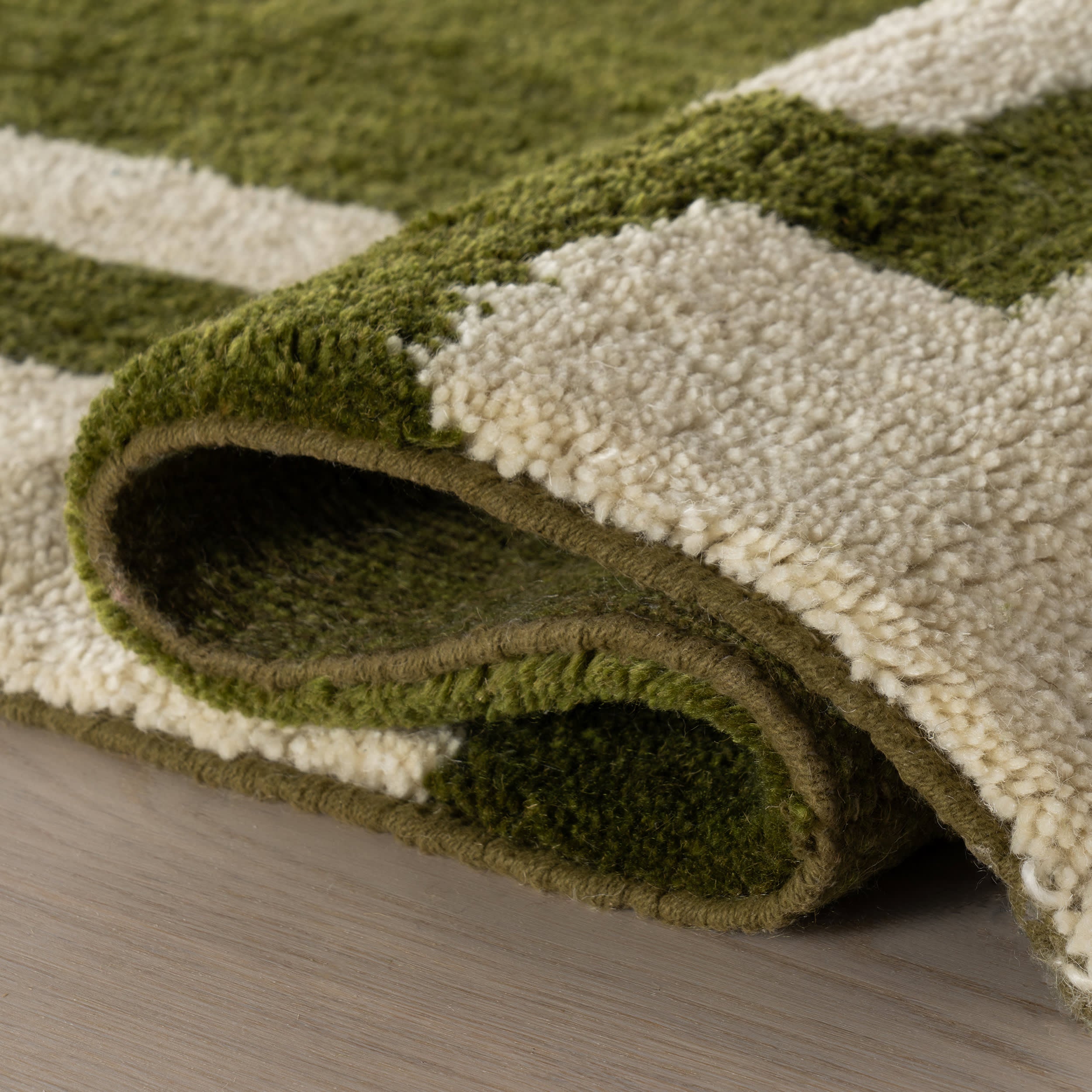 Orlina Bordered Rug | Green - Image 4