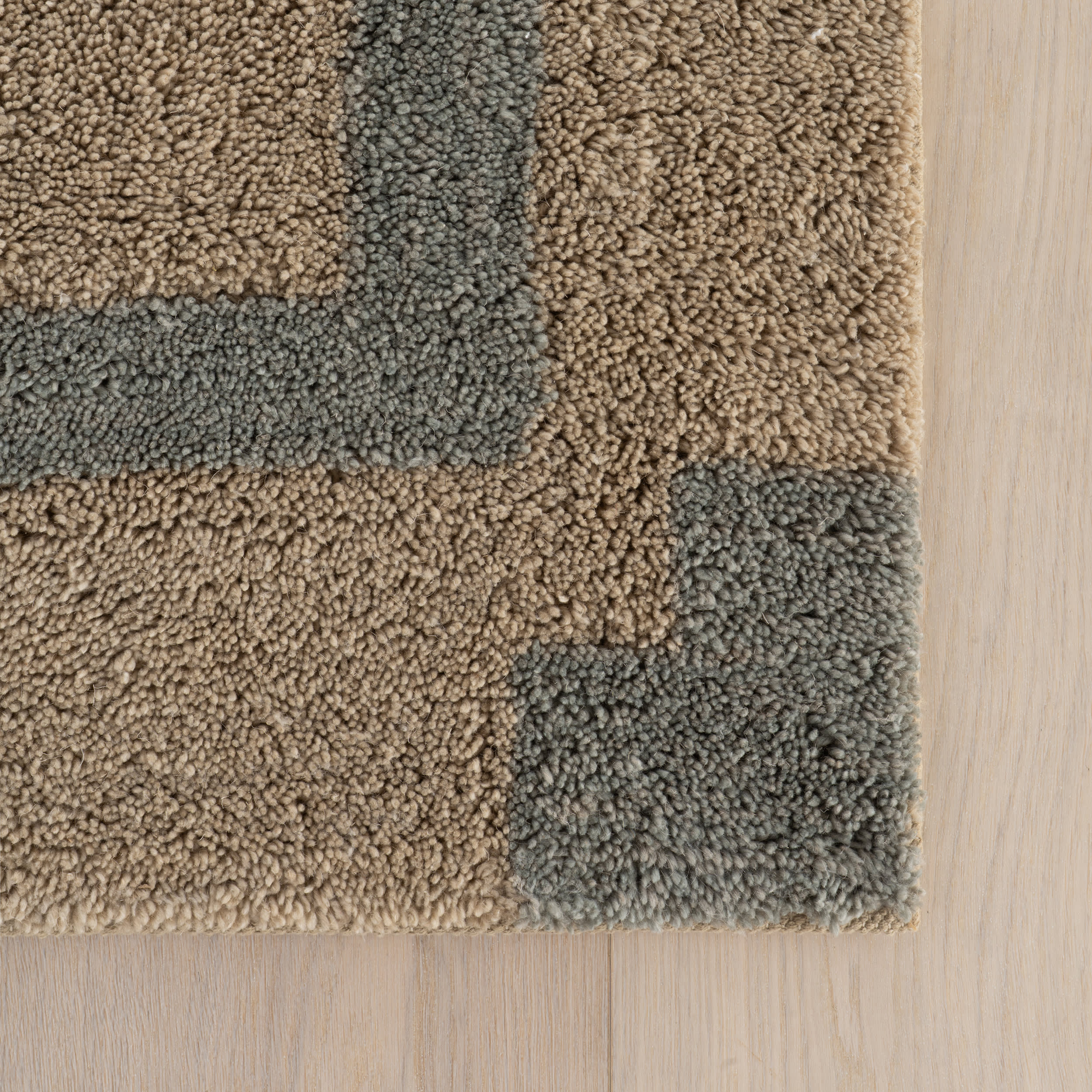 Orlina Bordered Rug | Grey - Image 10