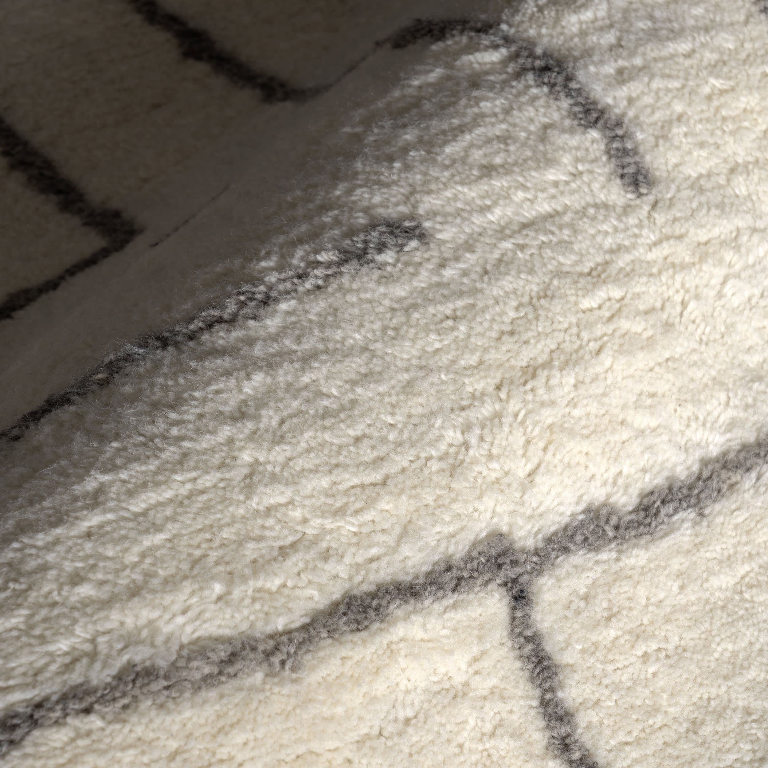 Outpost Graphic Rug | Ivory - Image 3