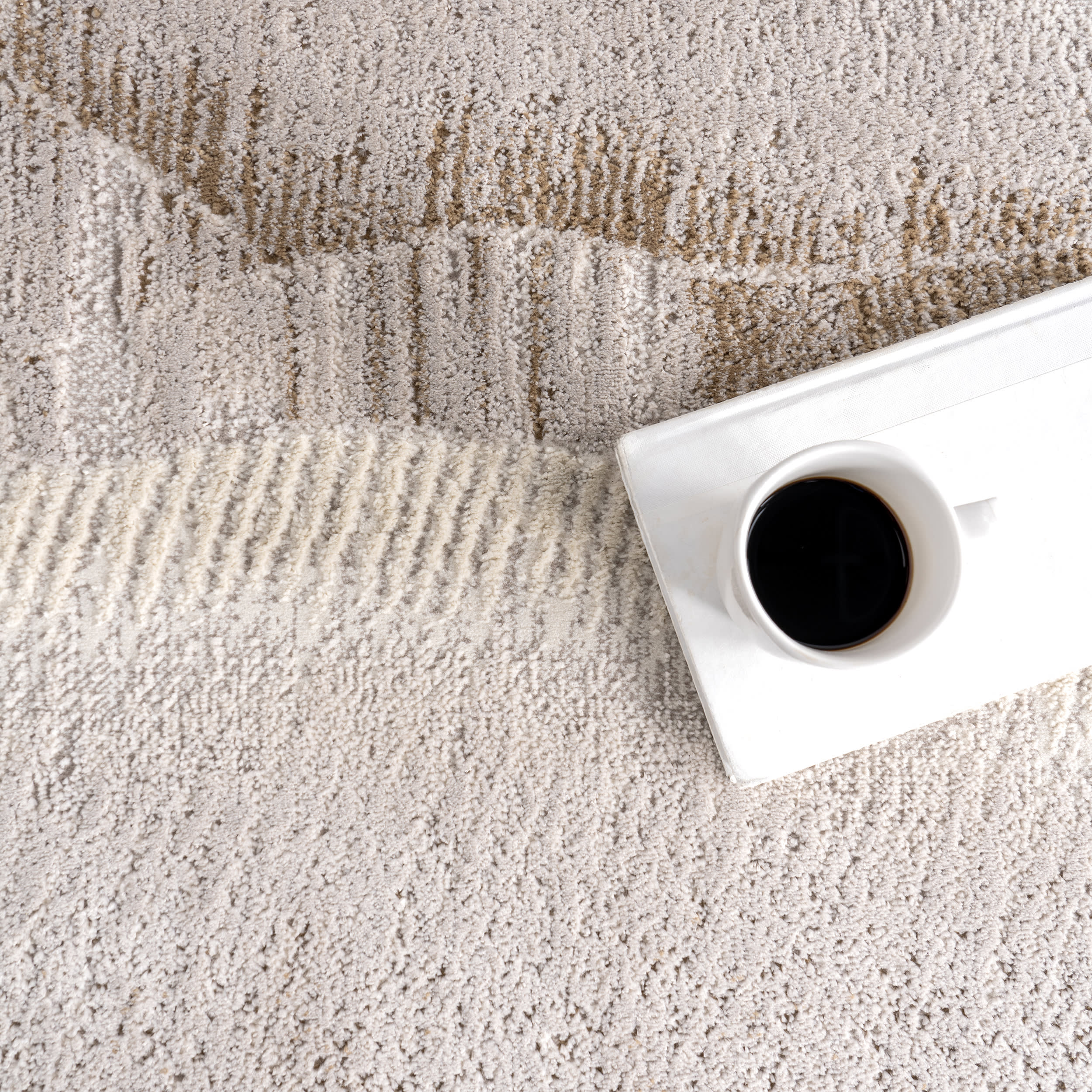 Pahad Abstract Plush Textured Washable Rug | Cream - Image 7