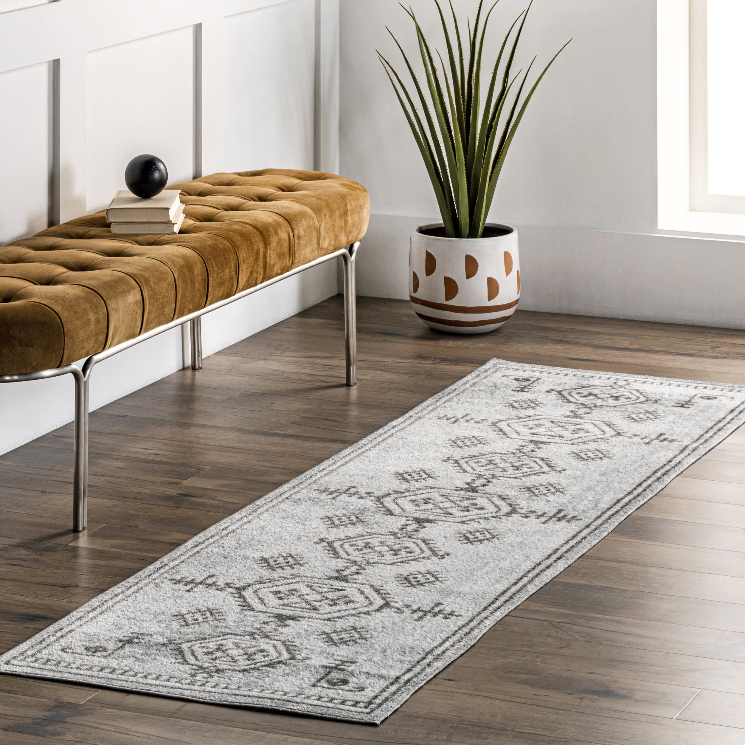 Pattie Graphic Washable Rug | Light Grey - Image 2